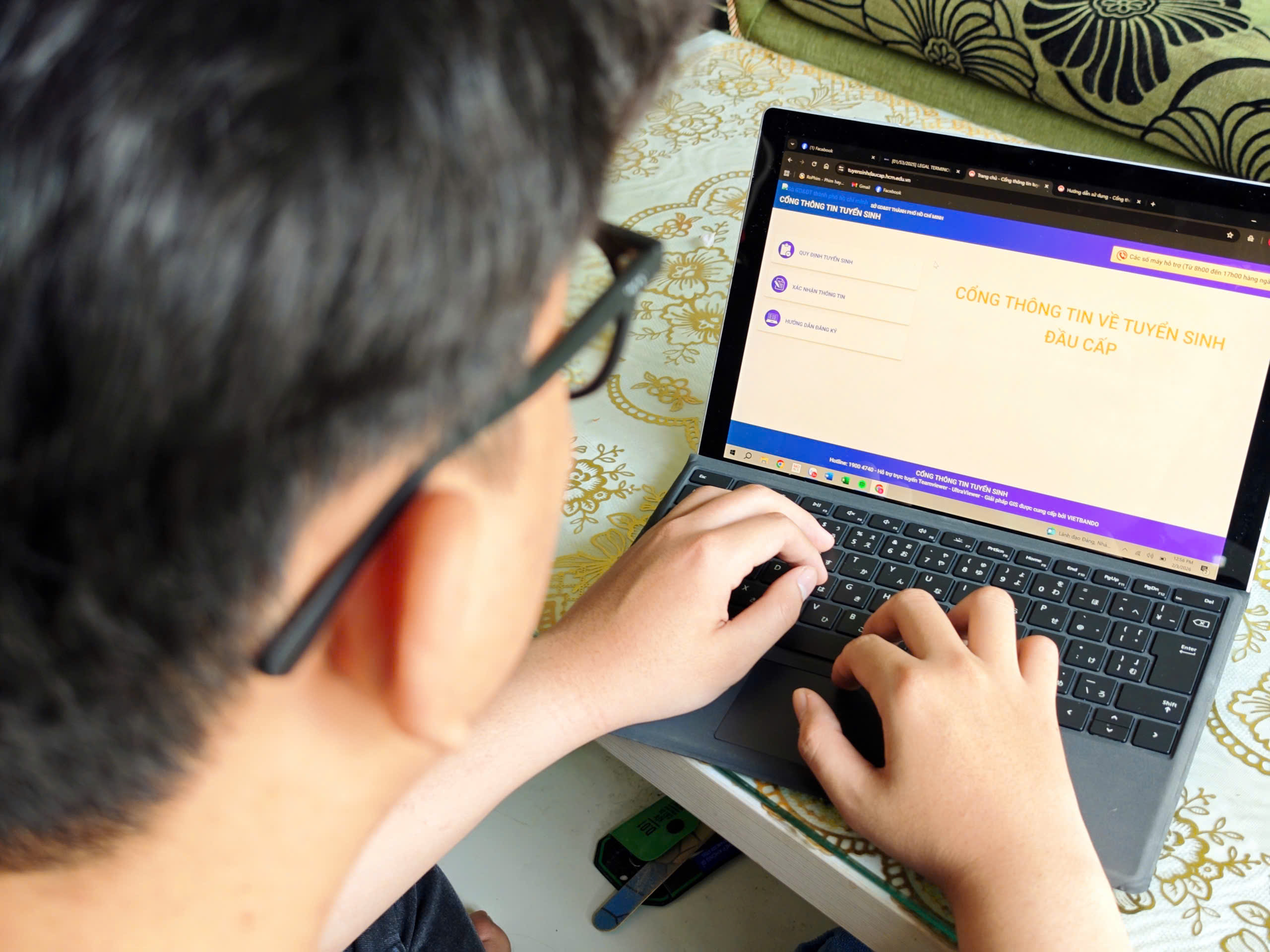 Tuyển sinh đầu cấp tại TP.HCM: Phụ huynh chưa đăng nhập được, Sở GD-ĐT nêu hướng dẫn - Ảnh 2.