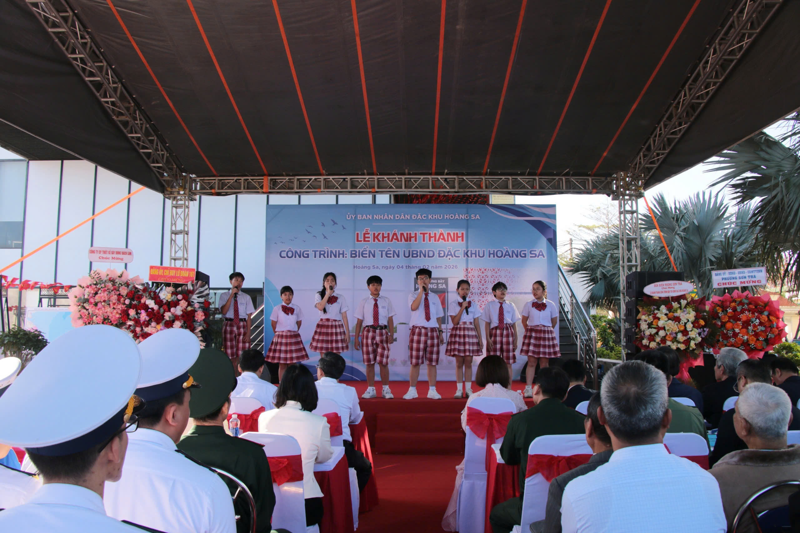 UBND đặc khu Hoàng Sa khánh thành công trình biển tên gắn với bia chủ quyền- Ảnh 3.