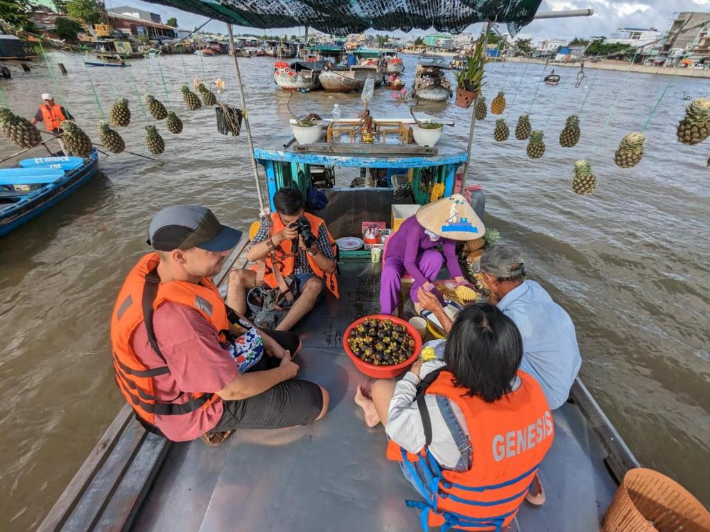 7 Trải nghiệm Tết độc đ&aacute;o ở Việt Nam cho chuyến Đi th&uacute; vị năm 2026 - Ảnh 4.