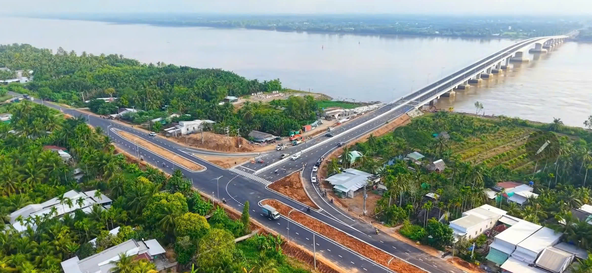 Cầu Đại Ng&atilde;i 2 được th&ocirc;ng xe tạm v&agrave; ch&iacute;nh thức ho&agrave;n th&agrave;nh v&agrave;o 30.4 - Ảnh 1.