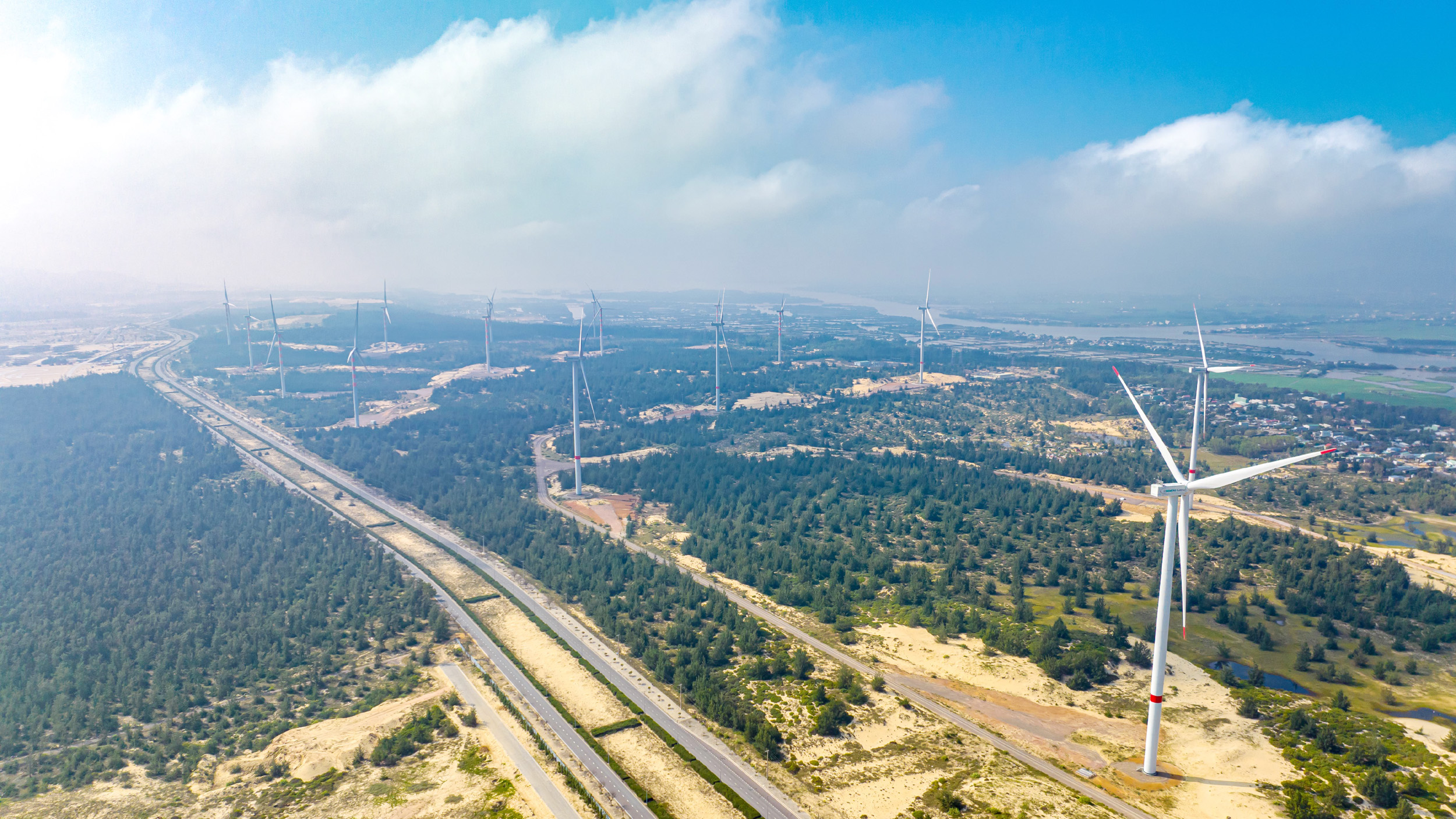 Gia Lai chọn nhà đầu tư dự án điện gió Hòn Trâu 48.372 tỉ đồng- Ảnh 1.