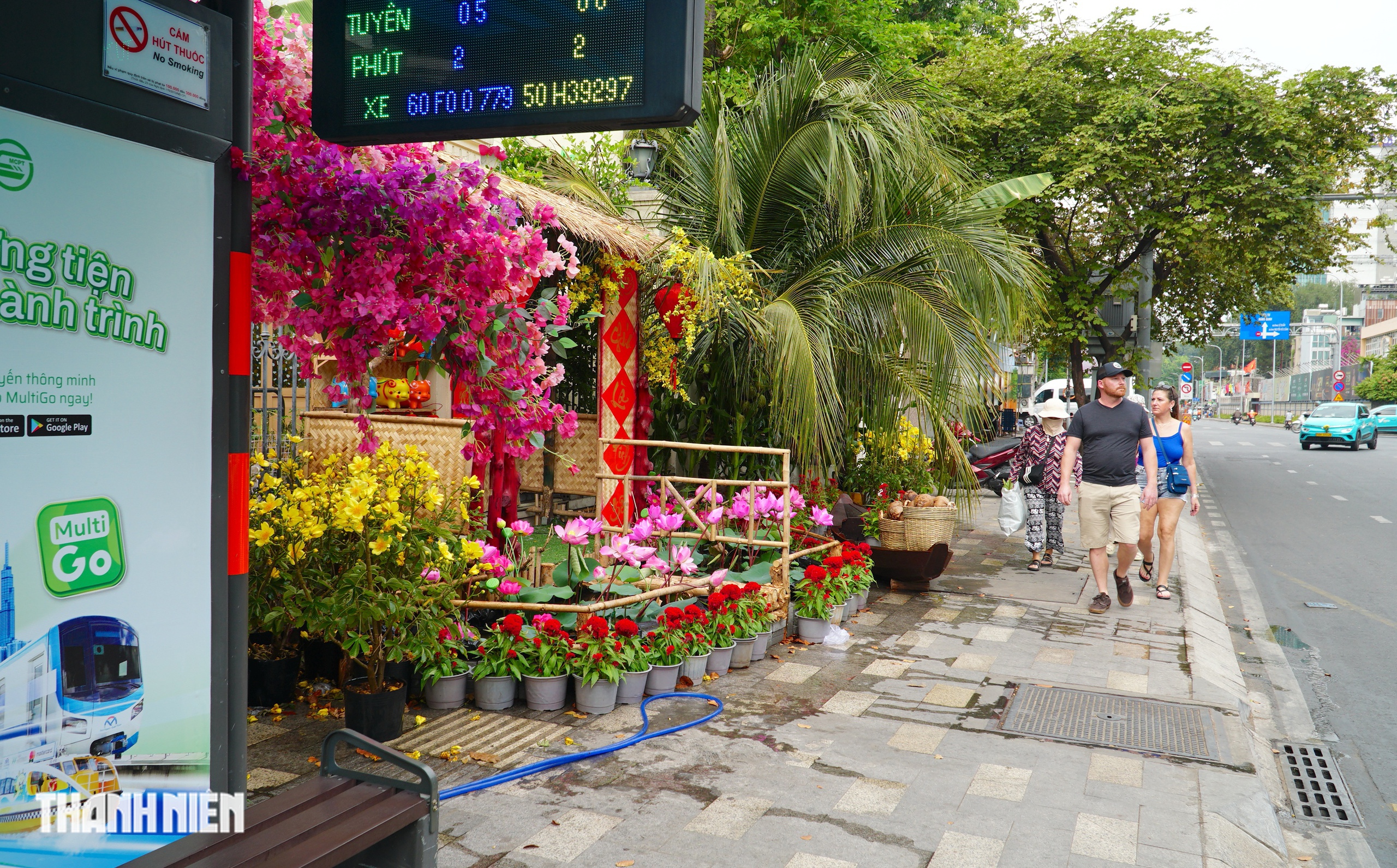 Cảnh qu&ecirc; y&ecirc;n b&igrave;nh trong s&acirc;n nh&agrave; thờ ở TP.HCM, chuẩn bị đ&oacute;n Tết B&iacute;nh Ngọ - Ảnh 3.