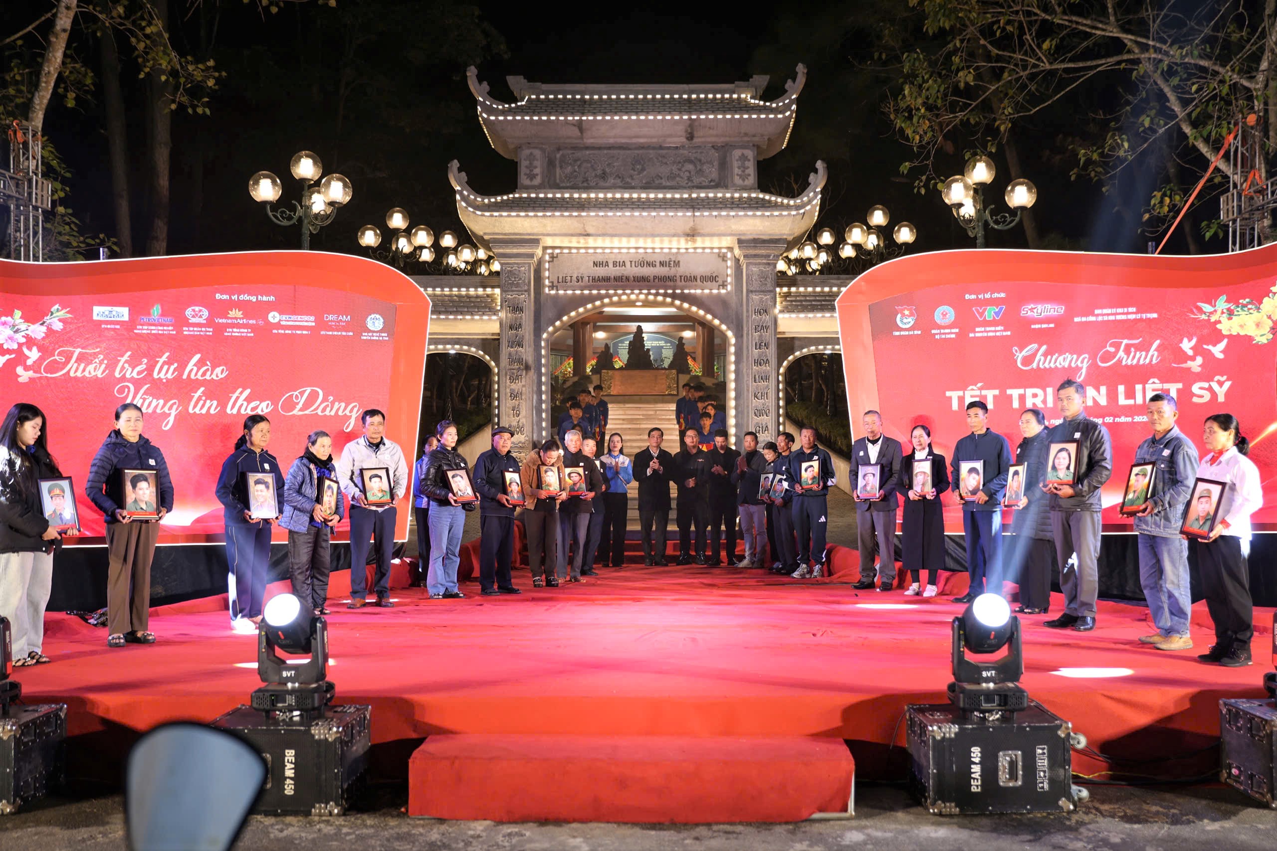 Tết tri &acirc;n liệt sĩ: Phục dựng 200 di ảnh trao tặng cho th&acirc;n nh&acirc;n- Ảnh 1.