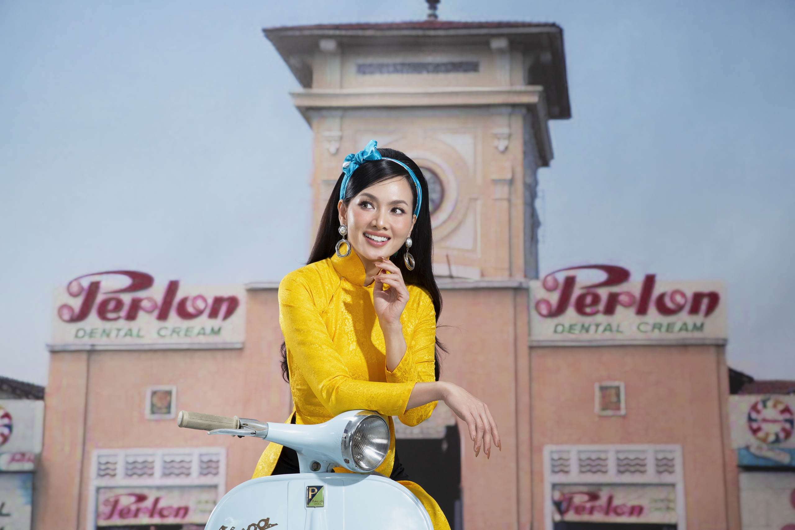 Diễn vi&ecirc;n Anh Thư h&oacute;a 'c&ocirc; ba S&agrave;i G&ograve;n' khoe nhan sắc tuổi U.40 - Ảnh 6.