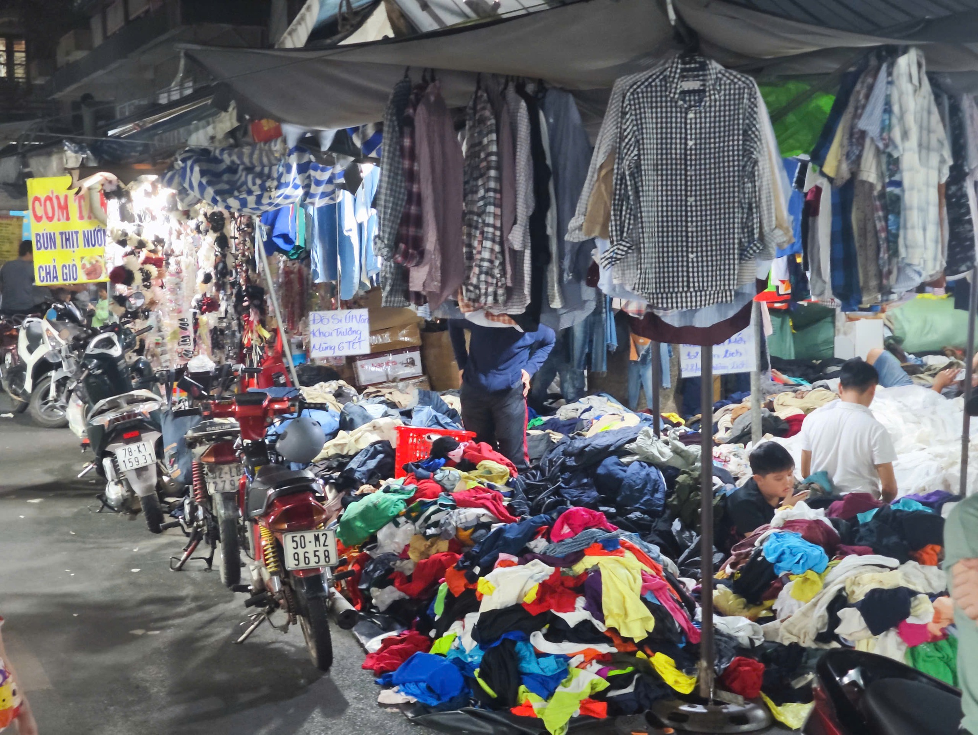 Thắt chặt chi ti&ecirc;u cận Tết với đồ si: Giải ph&aacute;p tiết kiệm cho người trẻ 2026 - Ảnh 3.