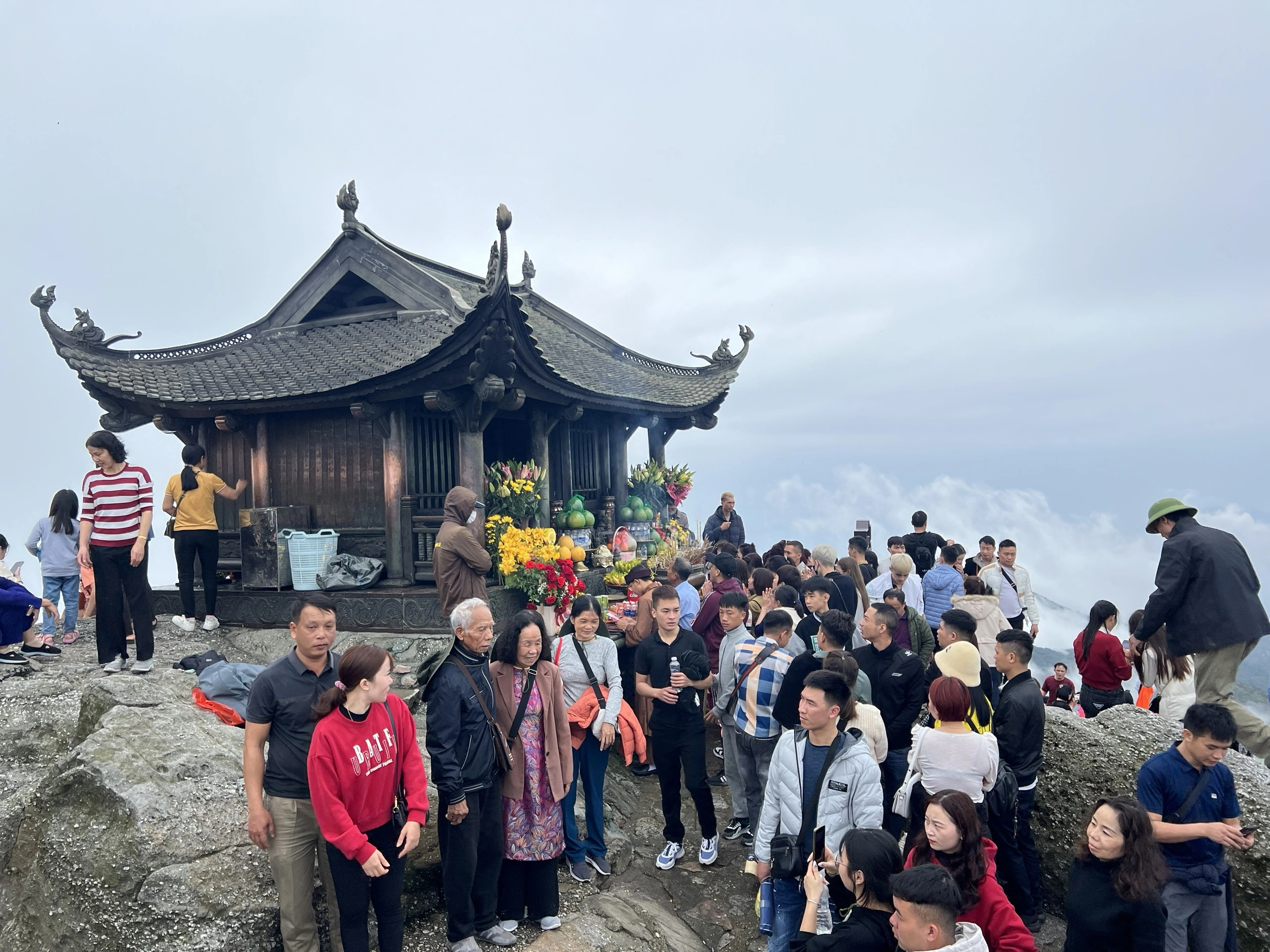 Miễn phí tham quan Yên Tử đến hết năm 2028 - Ảnh 1.