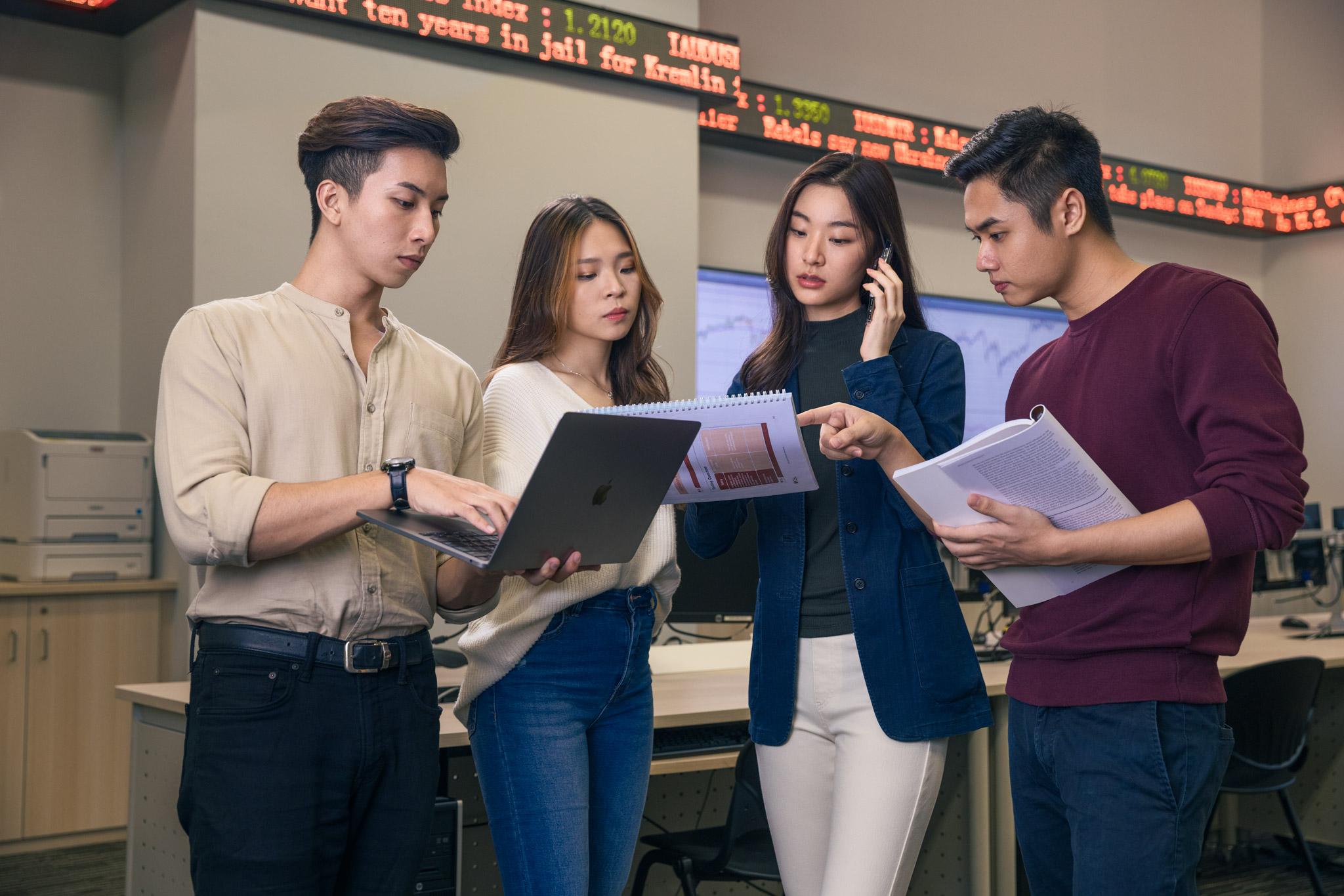 Từ chuyên viên đến quản lý - Đòn bẩy sự nghiệp từ tấm bằng sau đại học- Ảnh 2.