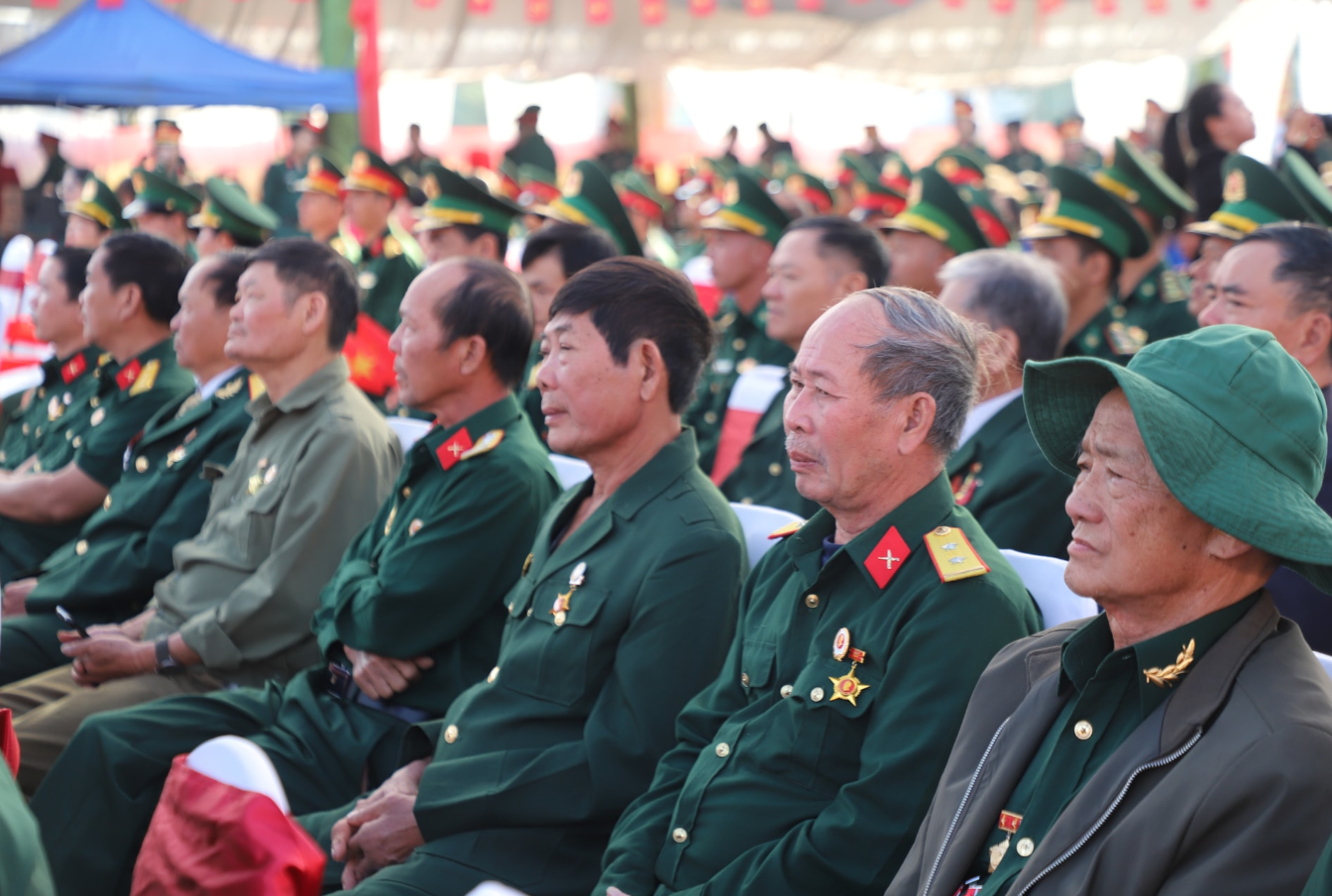 Xuân chiến sĩ 2026 thắp lửa đoàn kết quân dân tại Lâm Đồng - Ảnh 5.