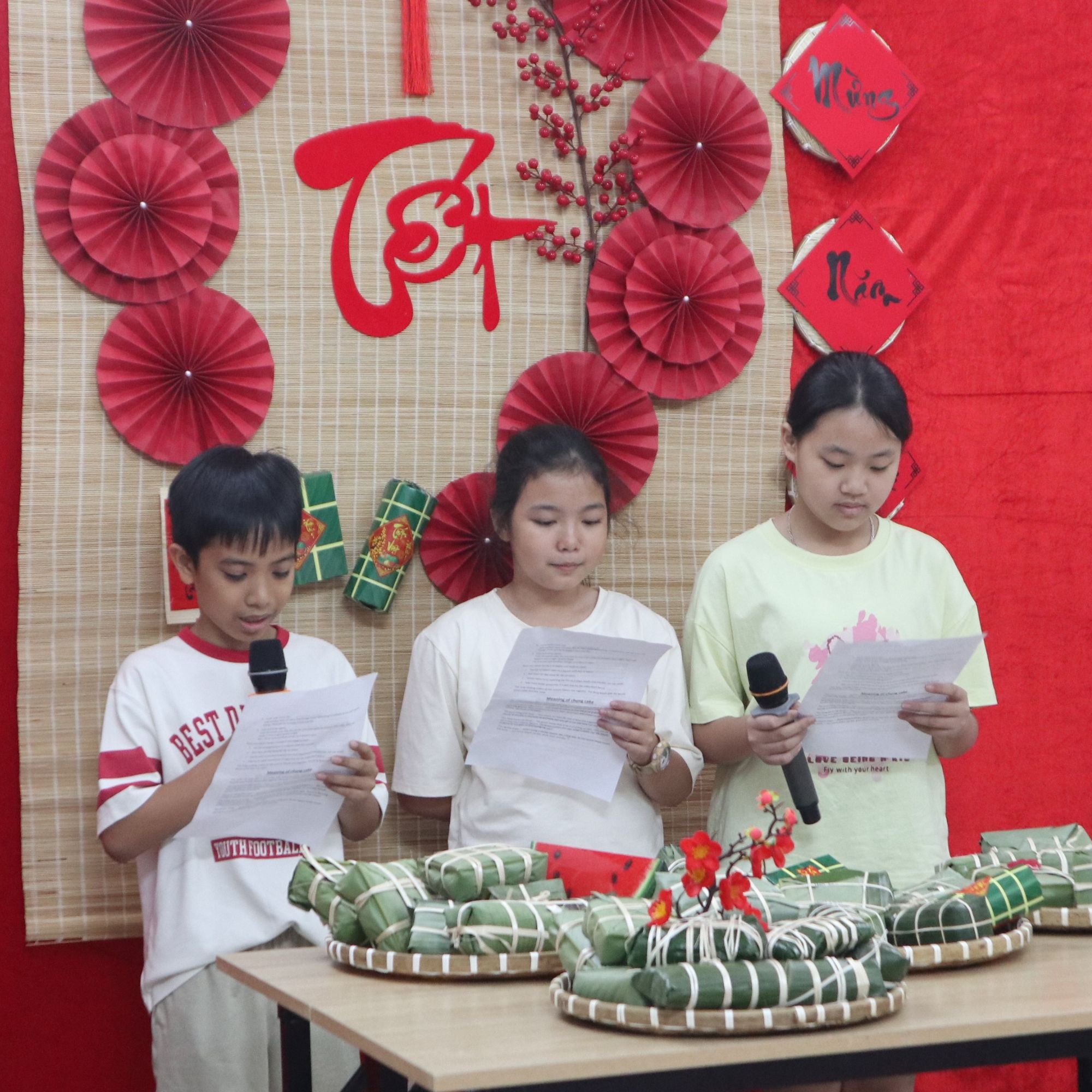 Trước kỳ nghỉ Tết Nguyên đán 2026: Trường học nhộn nhịp hội xuân - Ảnh 21.