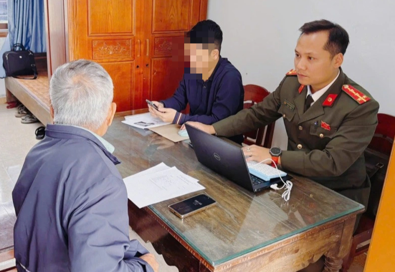 Quảng Trị xử phạt người đăng lại bài viết sai sự thật về lãnh đạo công an- Ảnh 1.