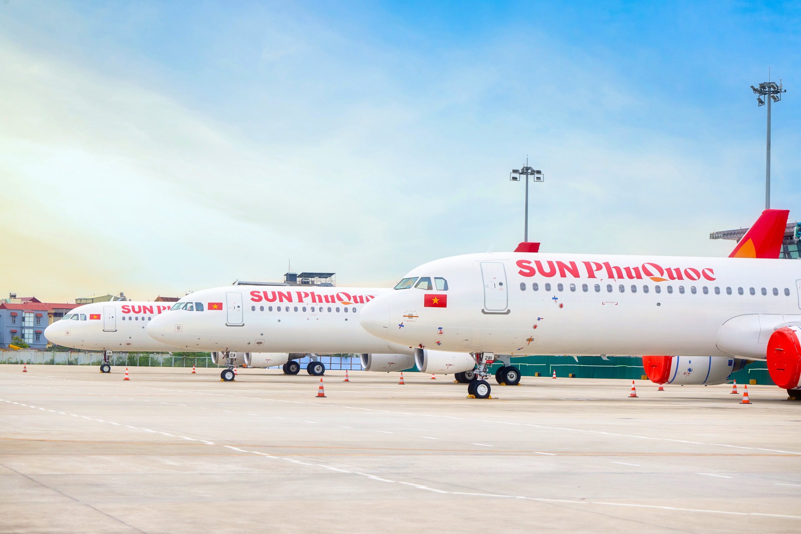 'Tân binh' Sun Phuquoc Airways lại giành vị trí bay đúng giờ nhất ngay mùa cao điểm- Ảnh 1.