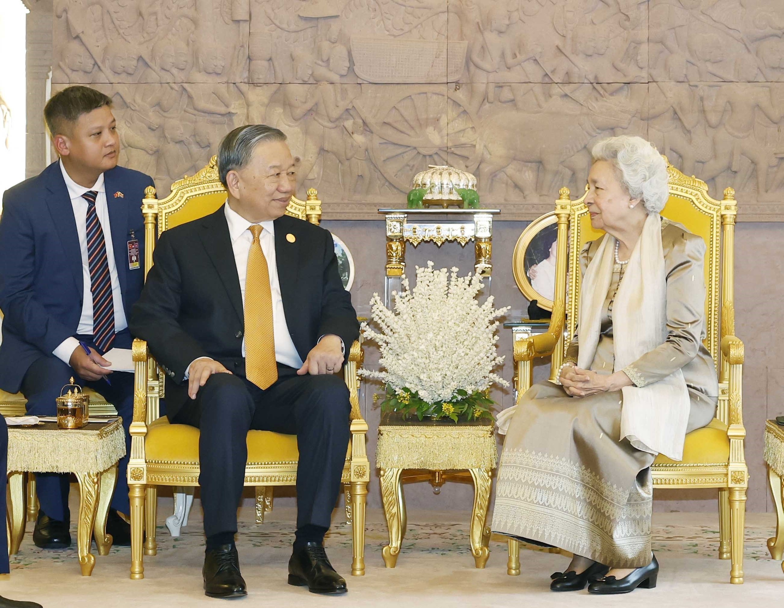 Tổng Bí thư Tô Lâm hội kiến Samdech Techo Hun Sen- Ảnh 2.