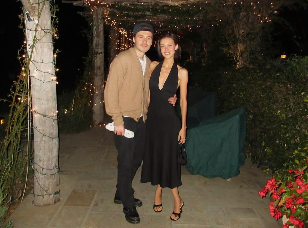 Brooklyn Beckham và vợ lên kế hoạch nhận con nuôi - Ảnh 1.