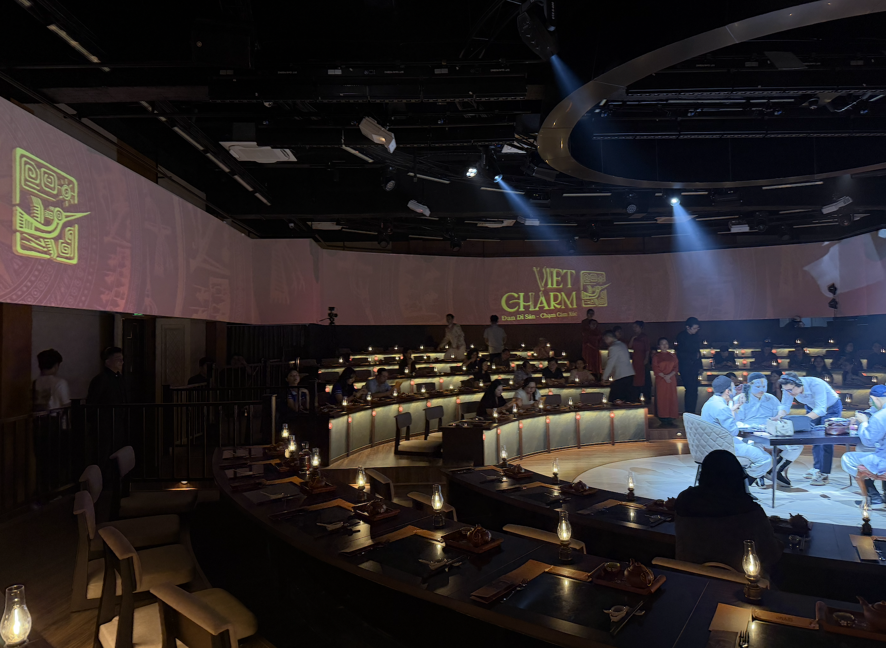 Có gì ở show ẩm thực gần 2 triệu đồng sắp đón khách tại Dinh Độc Lập?- Ảnh 1.