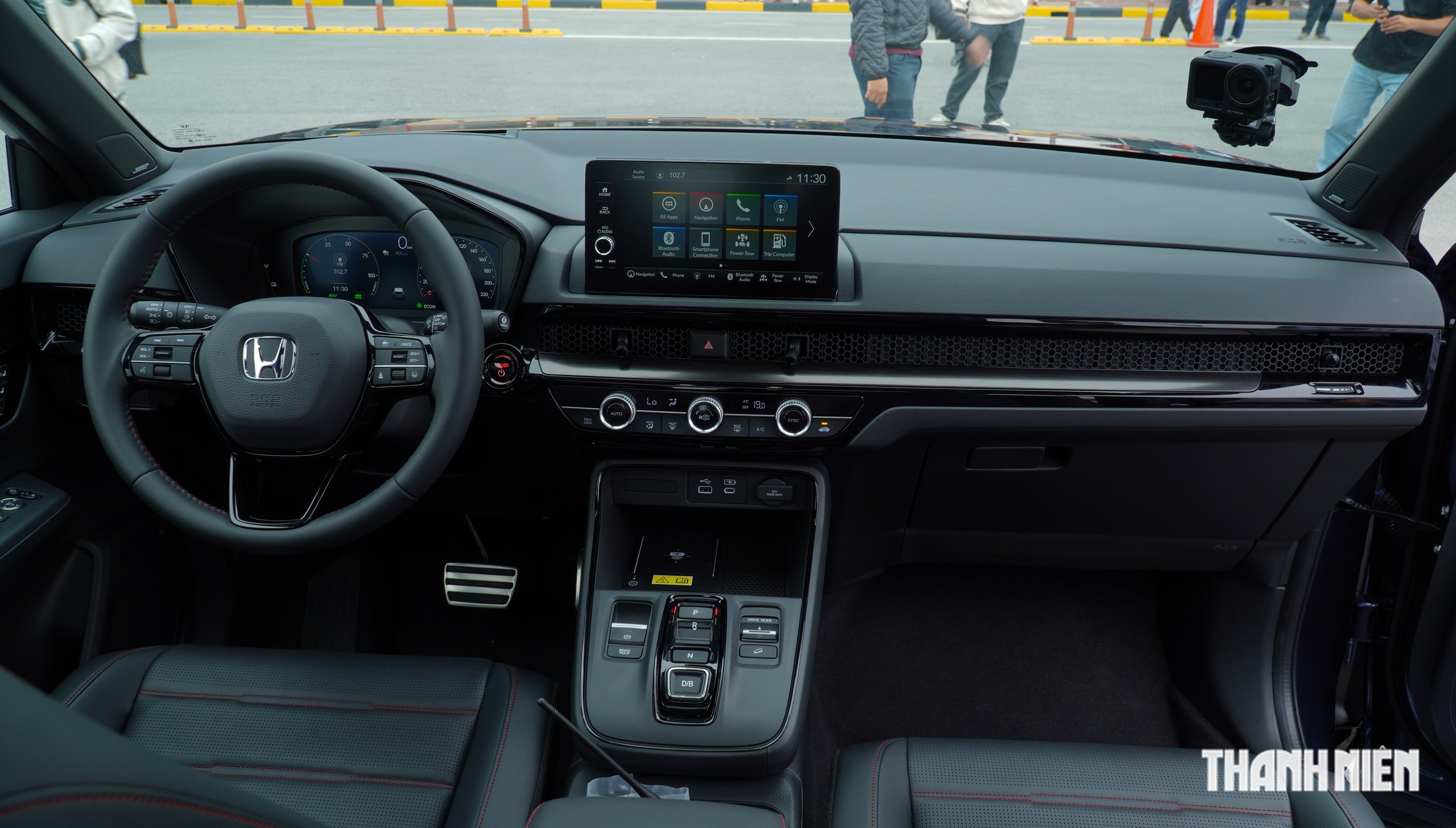 Honda CR-V hybrid lắp r&aacute;p tại Việt Nam kh&aacute;c g&igrave; bản nhập khẩu từ Th&aacute;i Lan? - Ảnh 7.