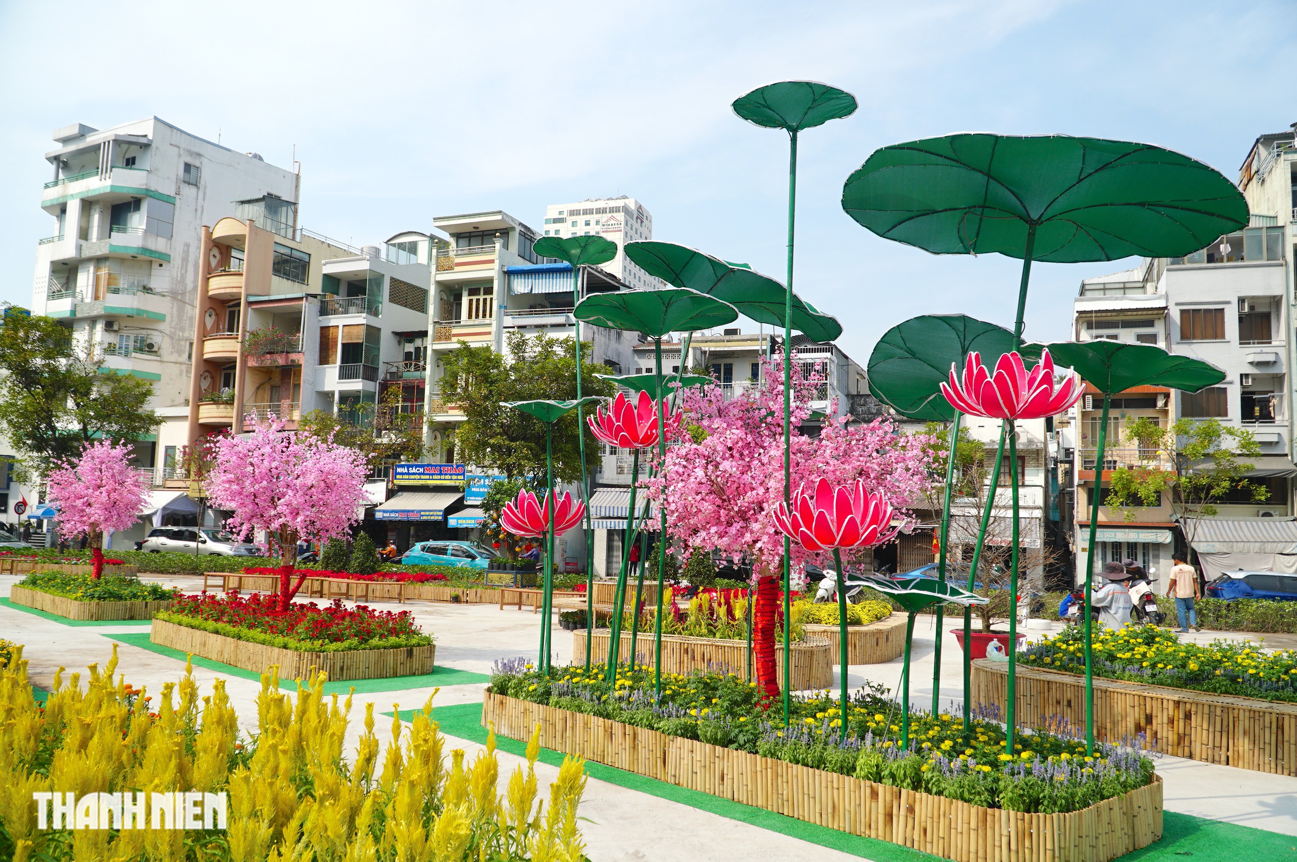 Linh vật ngựa cao 8 m tại khu ‘đất vàng’ làm công viên ở đường Trần Phú - Ảnh 4.