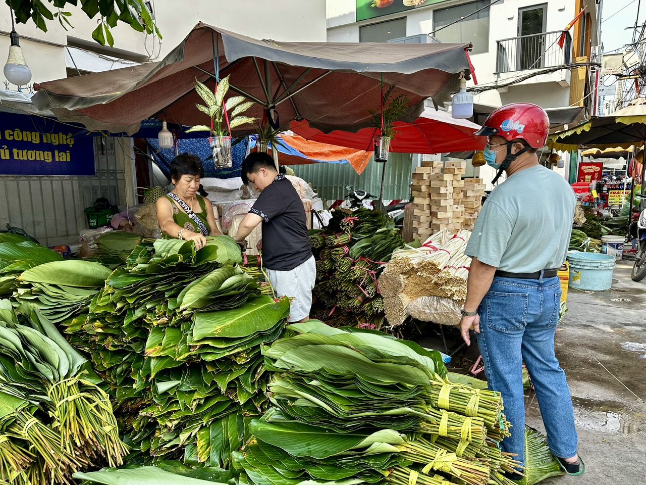 Bật mí về những chiếc lá dong 13 tháng- Ảnh 4.