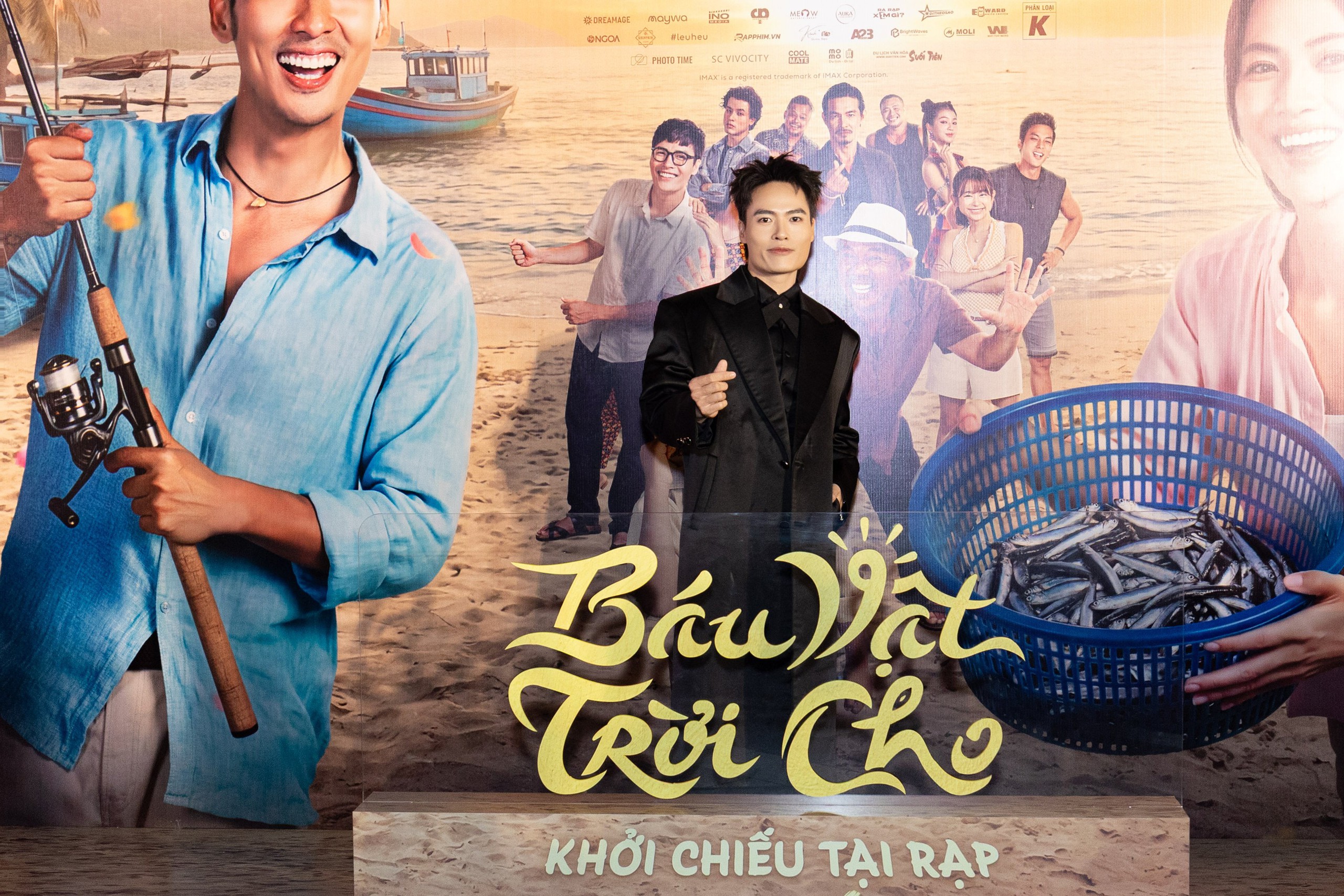 Phương Anh Đ&agrave;o gợi cảm b&ecirc;n Tuấn Trần trong ng&agrave;y t&aacute;i xuất điện ảnh- Ảnh 9.