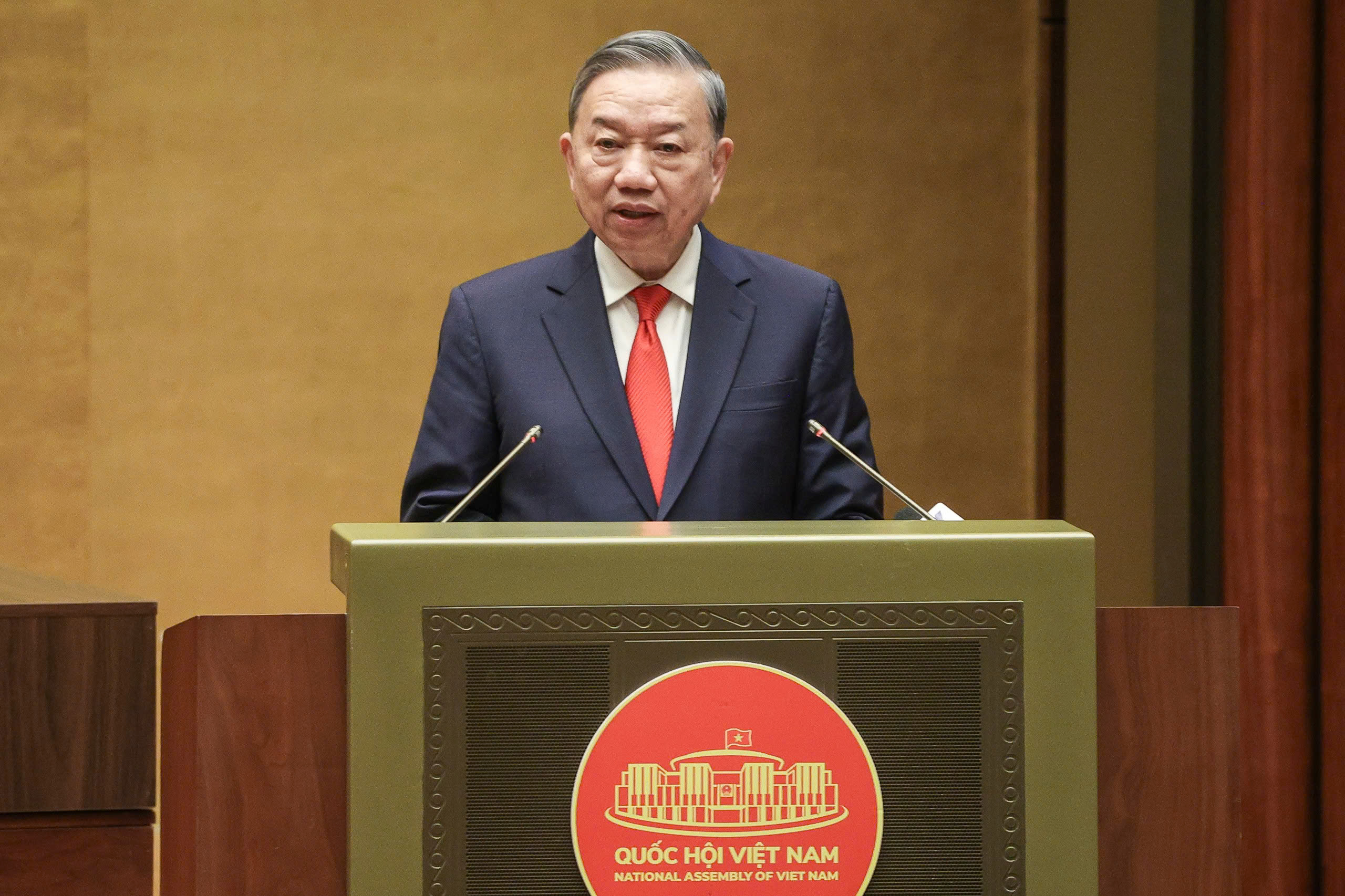 Tổng B&iacute; thư T&ocirc; L&acirc;m nhận th&ecirc;m nhiệm vụ mới - Ảnh 1.