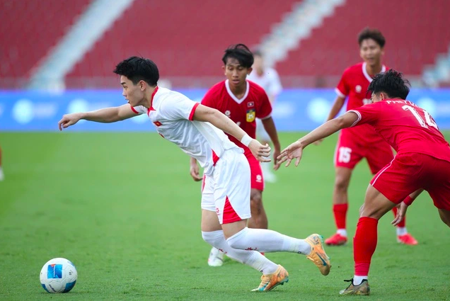 Hàng loạt cầu thủ nhập tịch Indonesia bất ngờ ‘quay xe’, đội tuyển Việt Nam bớt âu lo
- Ảnh 2.