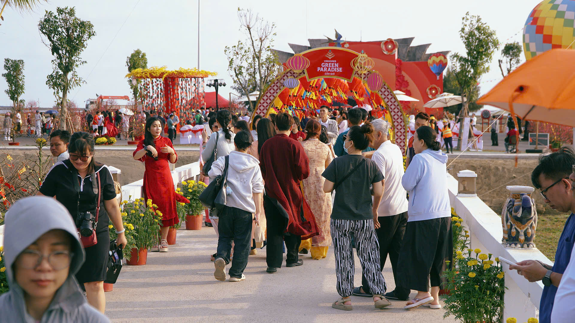 Tối nay, bầu trời Cần Giờ sẽ rực s&aacute;ng những m&agrave;n ph&aacute;o hoa chưa từng c&oacute;- Ảnh 2.