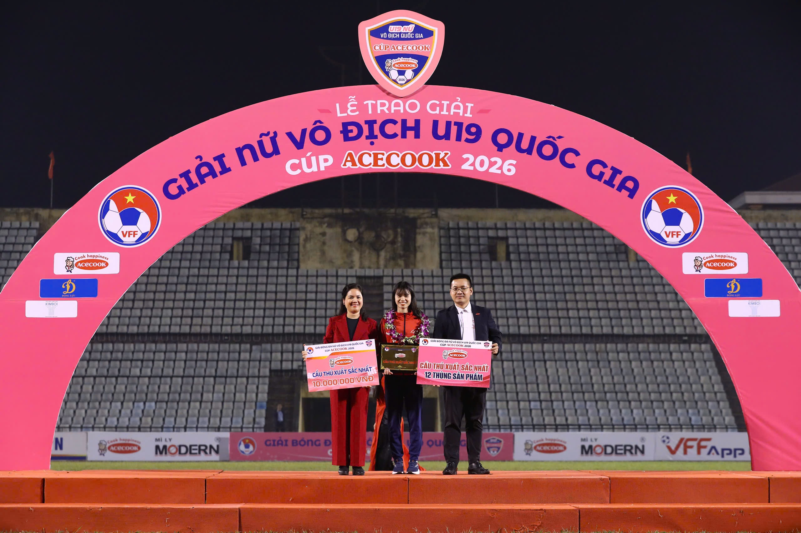 Phong Phú Hà Nam vô địch U.19 nữ quốc gia, đội TP.HCM bị ngược dòng trận cuối- Ảnh 5.