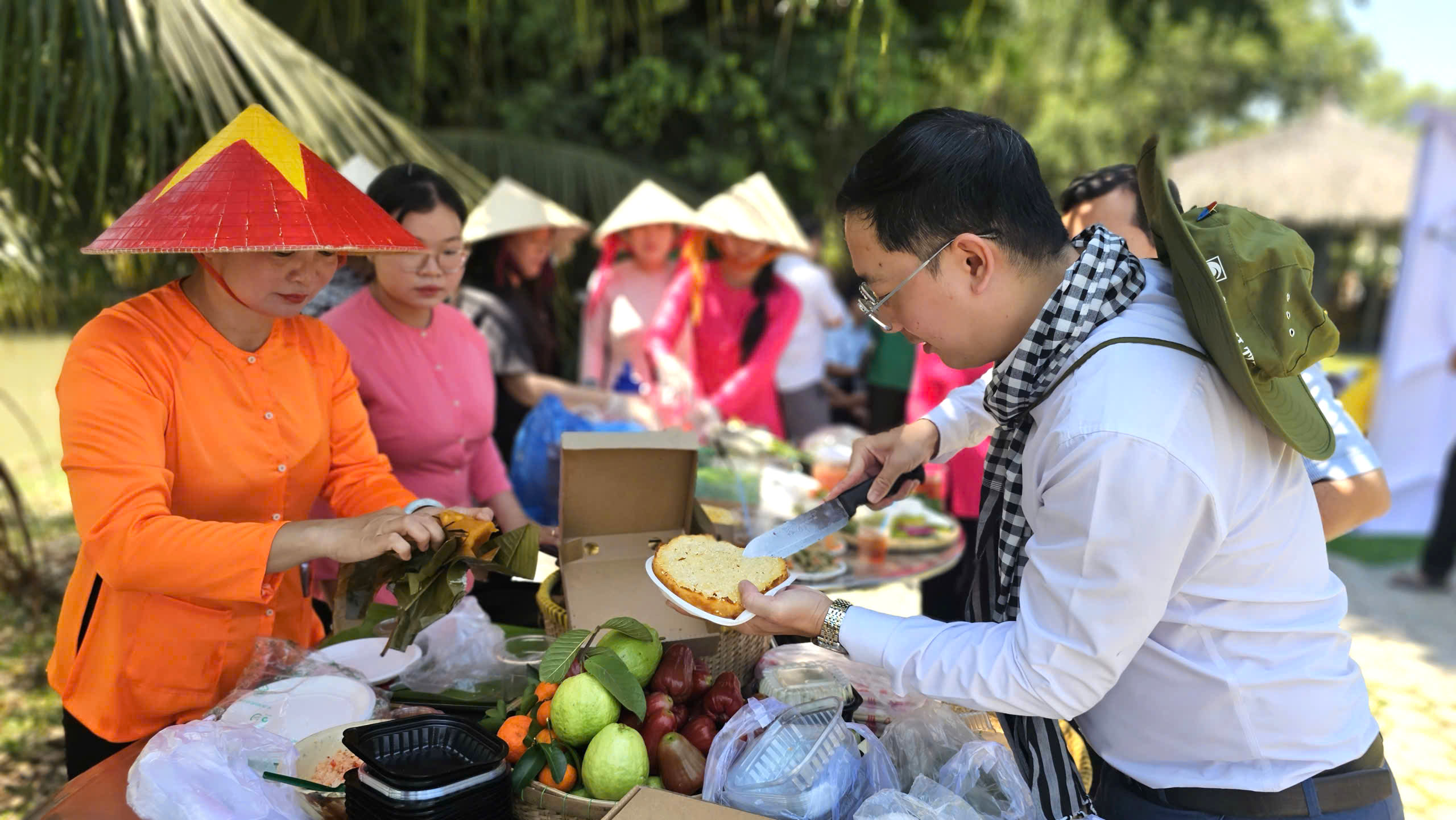 Đánh thức tiềm năng du lịch cộng đồng An Nhơn Tây - Sắc màu làng quê - Ảnh 9.