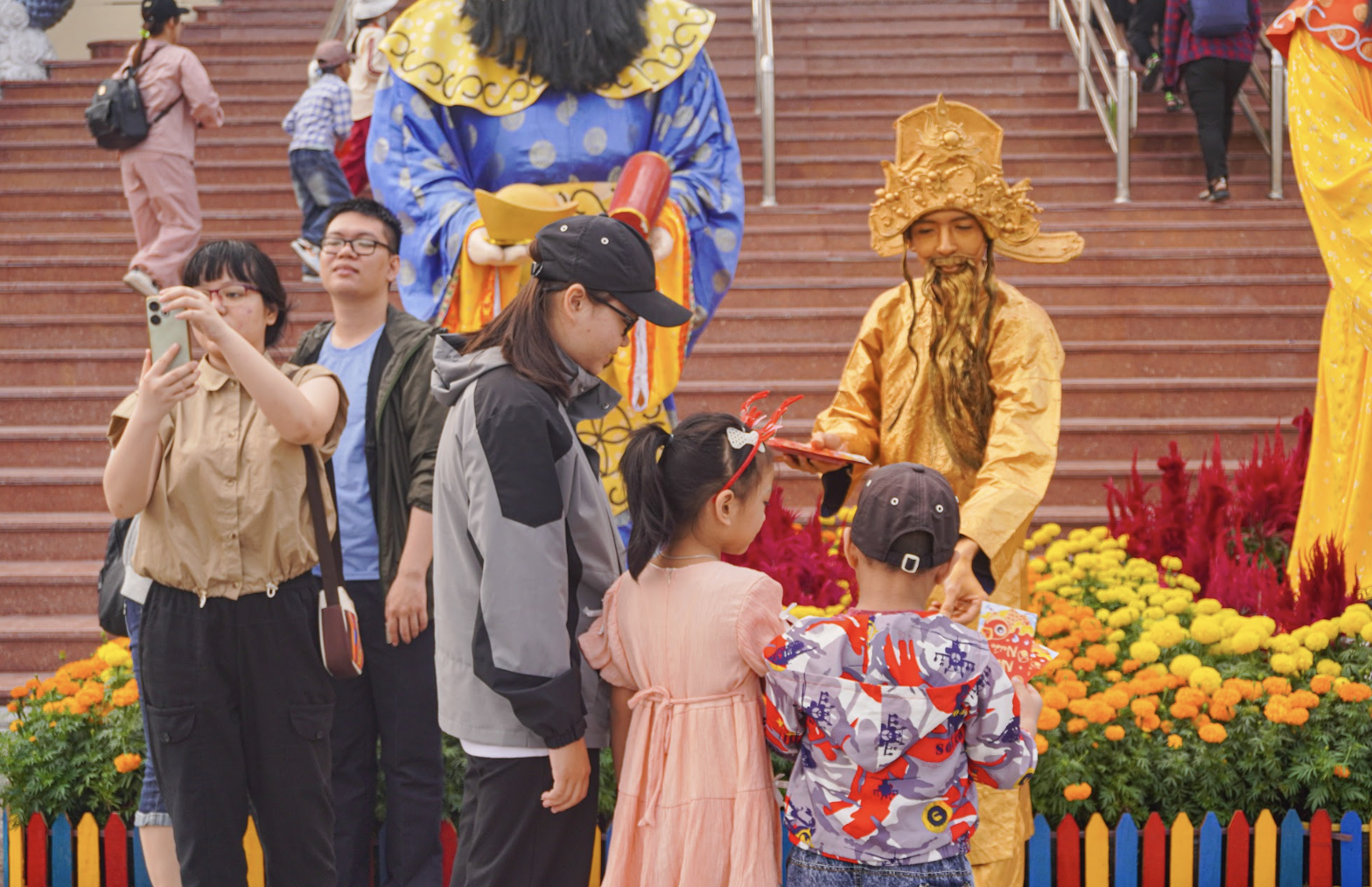 Mùng 1 tết đi Suối Tiên thì có gì chơi?- Ảnh 1.