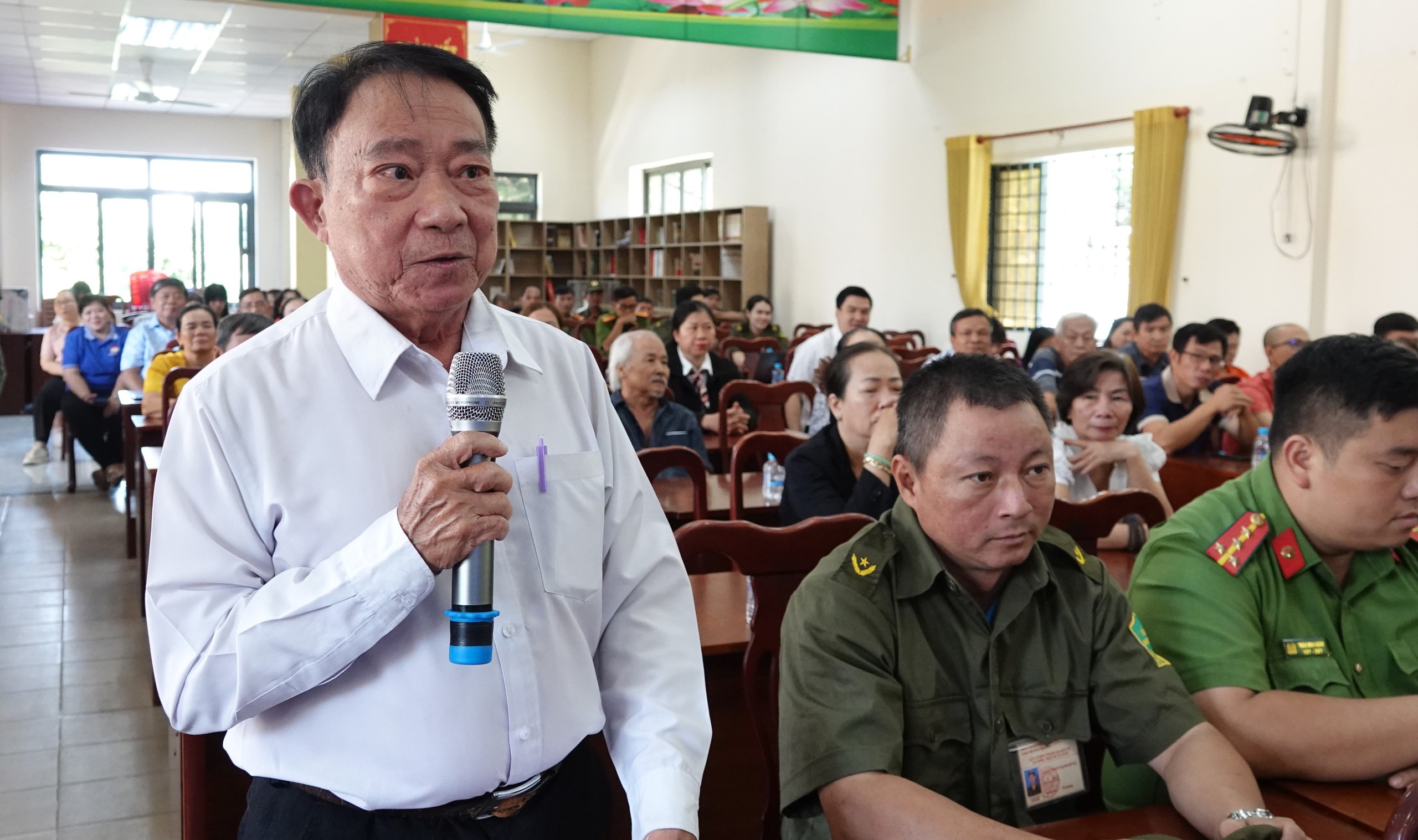 Cử tri nơi cư trú tín nhiệm ông Võ Văn Minh ứng cử đại biểu HĐND TP.HCM - Ảnh 2.