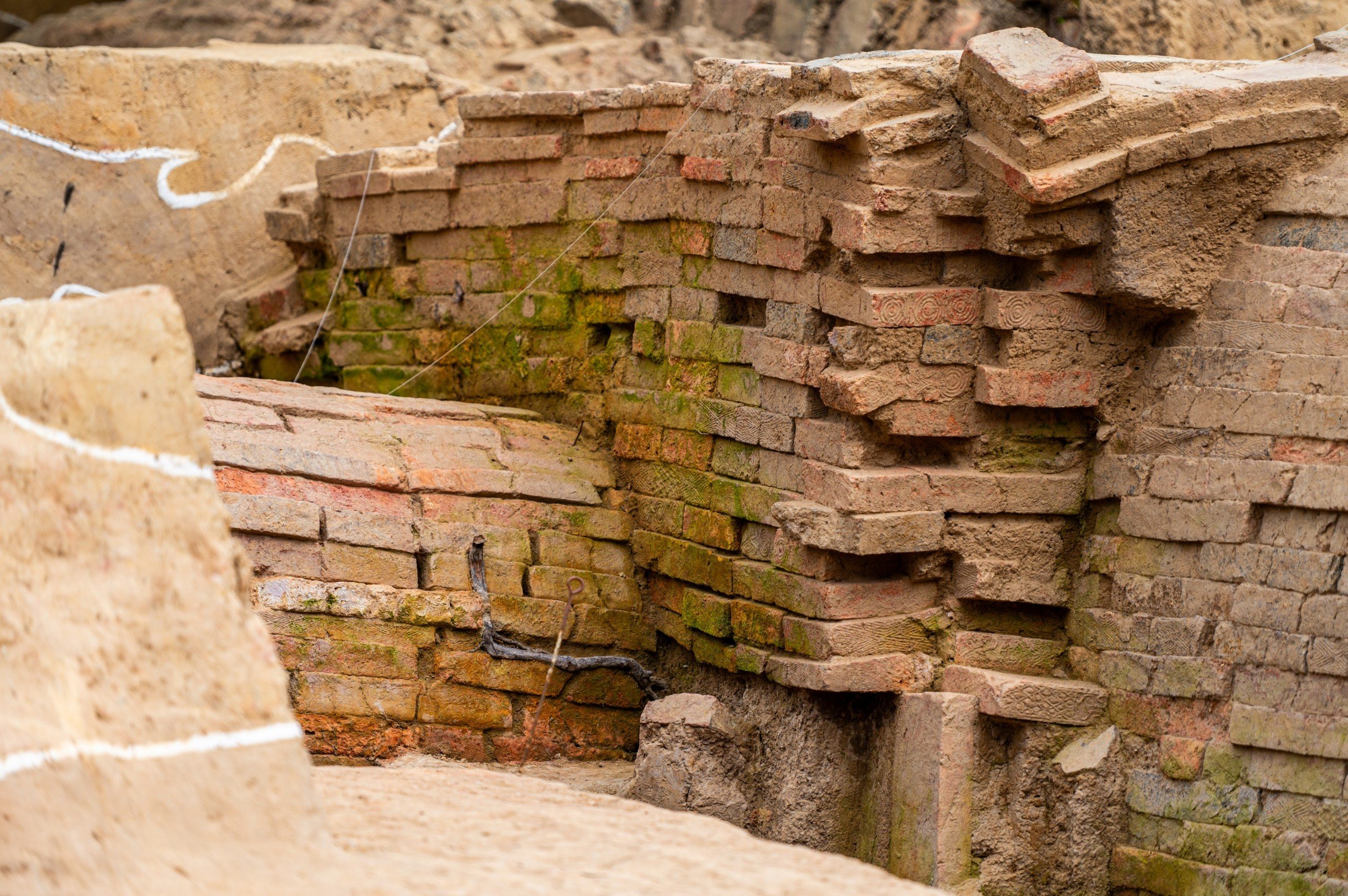 Cận cảnh ngôi mộ gần 2.000 năm ở Quảng Ninh - Ảnh 2.