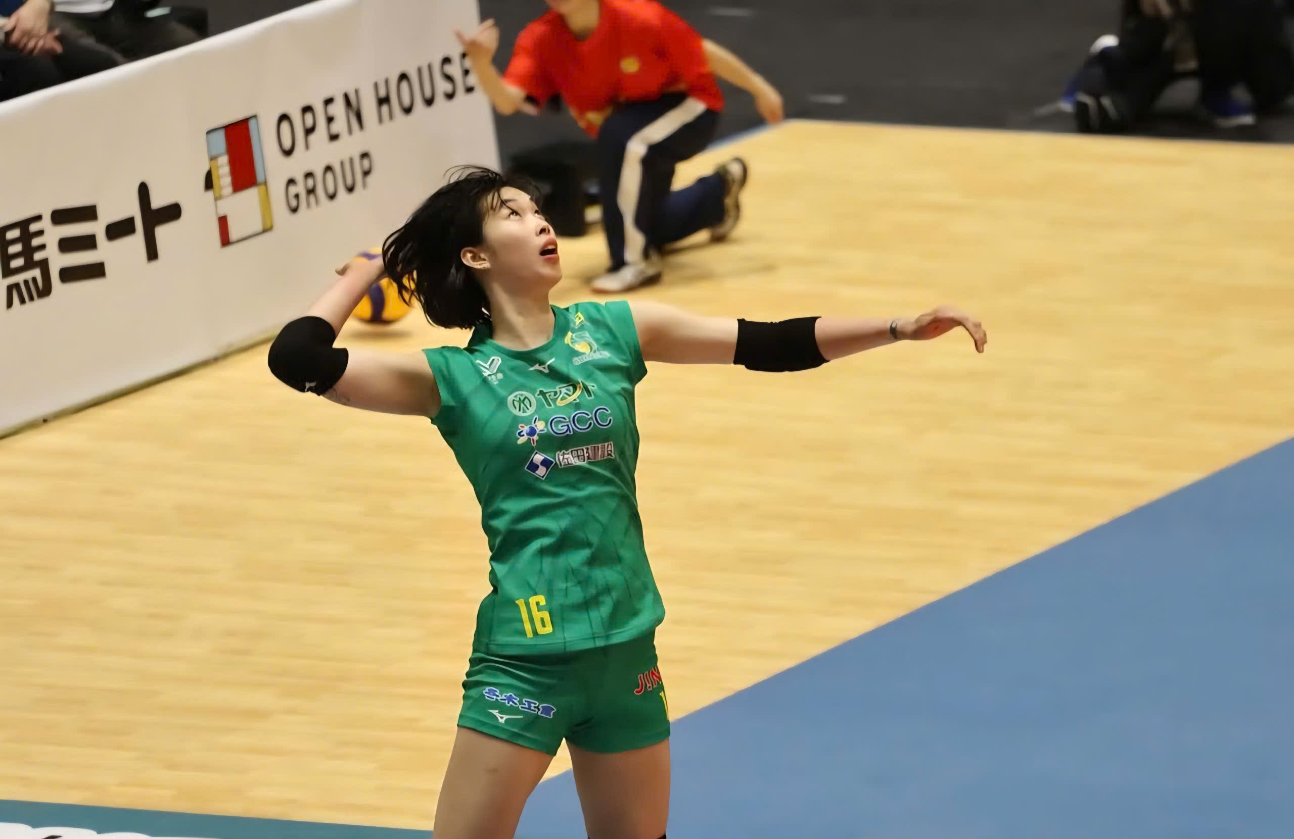 Thanh Thúy cùng CLB Gunma Green Wings 'lột xác', quật ngã đội ĐKVĐ giải Nhật Bản- Ảnh 1.