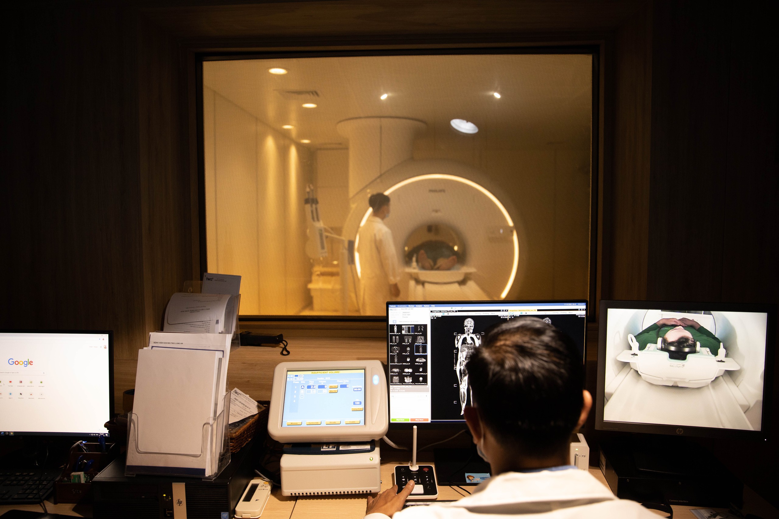 ‘Mắt Thần’ Tầm Soát Bệnh Hiểm Nghèo Tại Bệnh Viện Đa Khoa Quốc Tế Tân An- Ảnh 1.