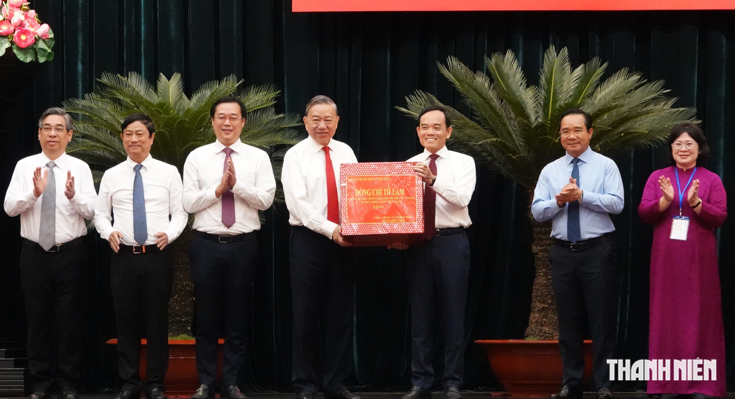 Tổng B&iacute; thư: Quy hoạch TP.HCM cần t&iacute;nh tới tầm nh&igrave;n 100 năm- Ảnh 2.