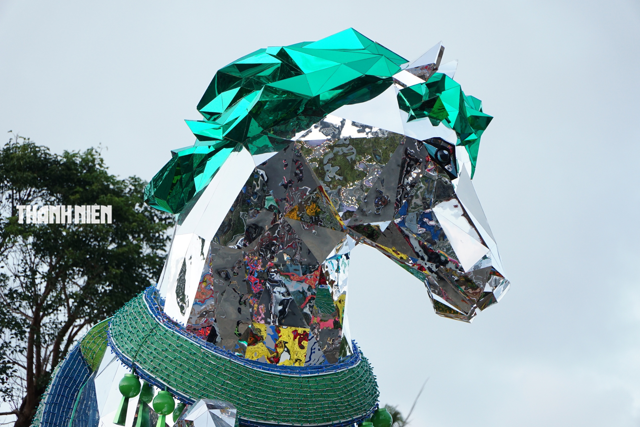 Linh vật ngựa Tuy H&ograve;a: Cho&aacute;ng ngợp 3 đại cảnh ngựa &lsquo;khủng&rsquo; đua top- Ảnh 12.