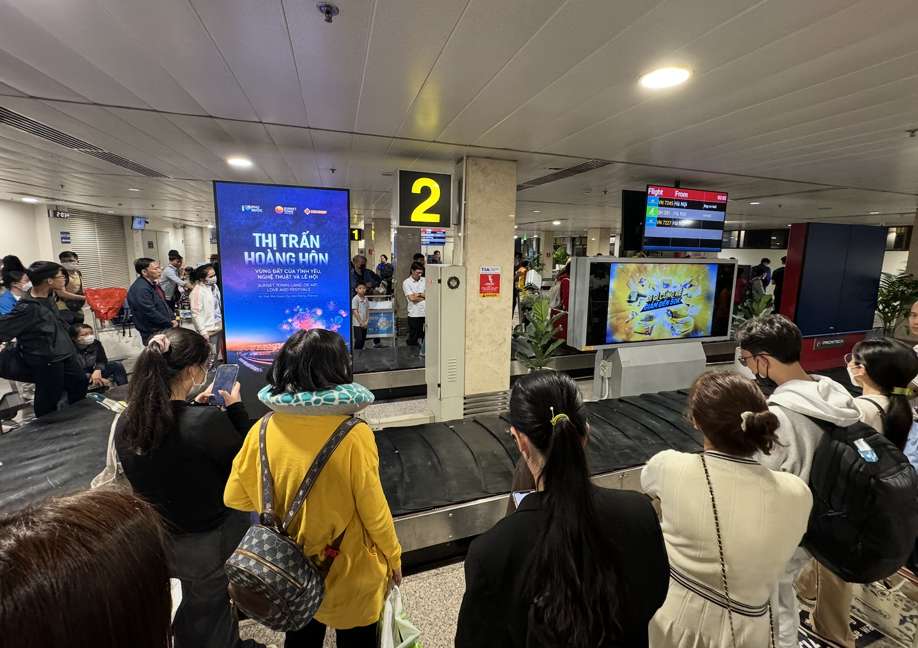 V&eacute; m&aacute;y bay, t&agrave;u xe sau tết qu&aacute; căng- Ảnh 3.