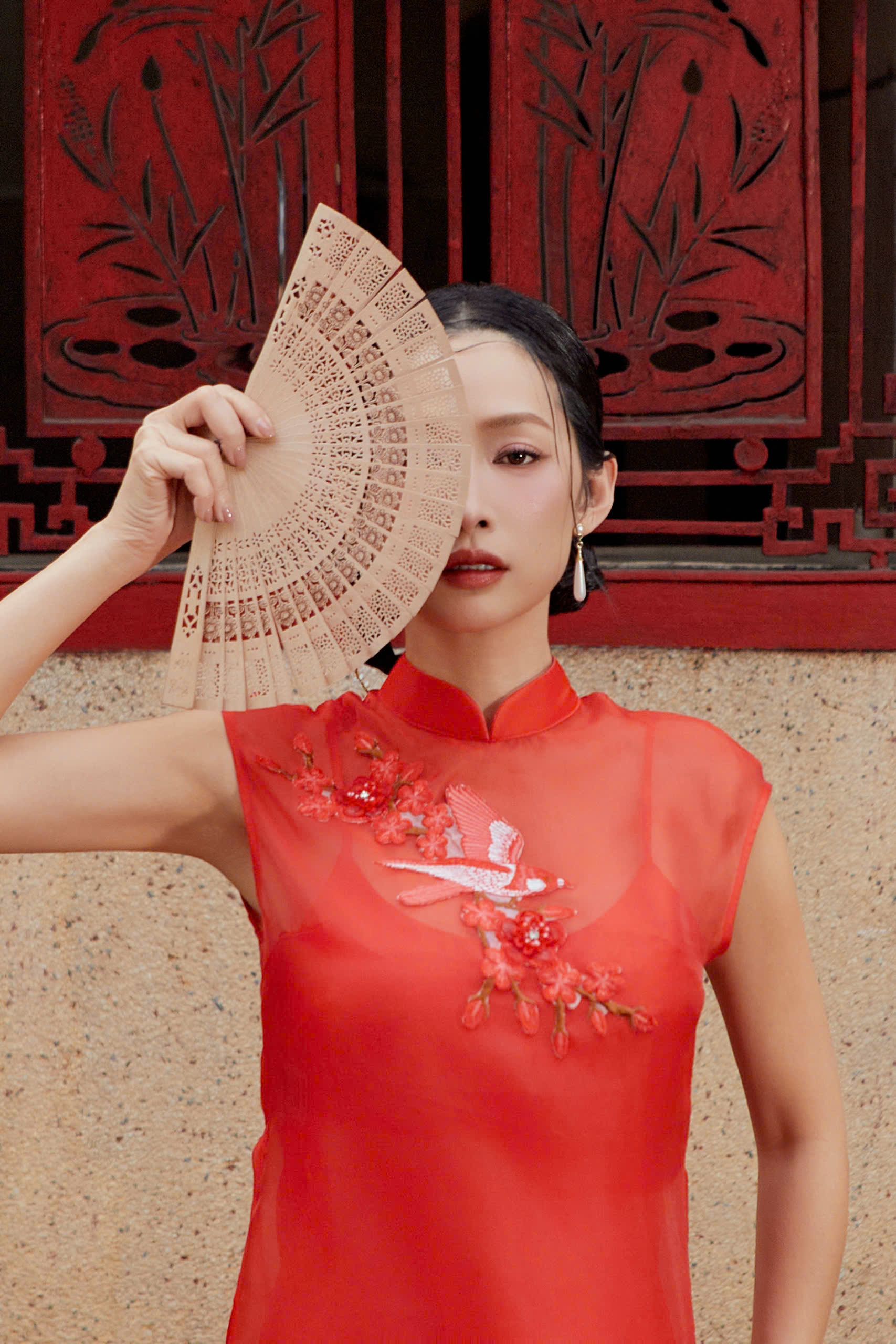 'Biểu tượng gợi cảm' thập ni&ecirc;n 2000 Quỳnh Thy giờ ra sao?- Ảnh 5.