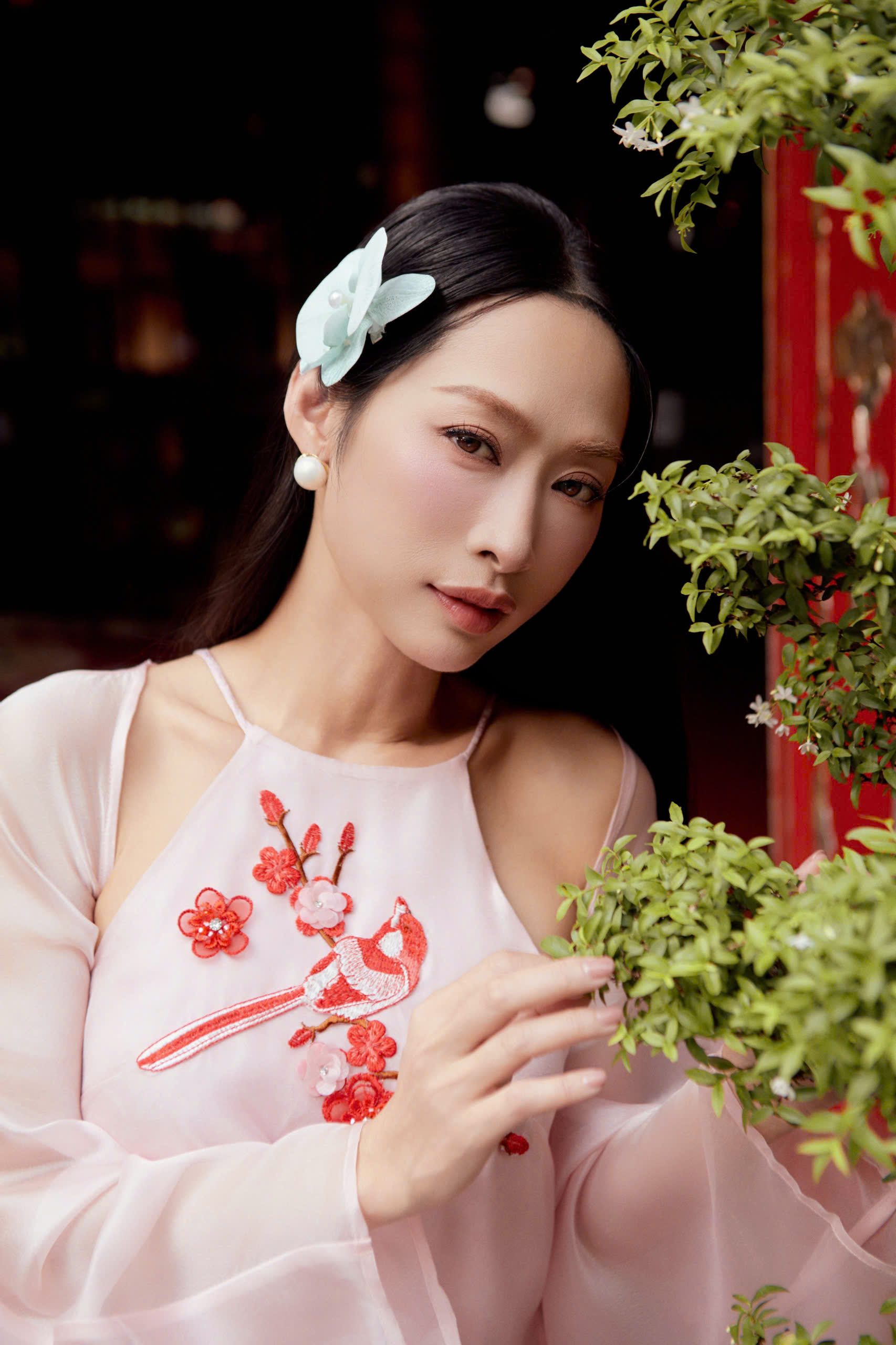 'Biểu tượng gợi cảm' thập ni&ecirc;n 2000 Quỳnh Thy giờ ra sao?- Ảnh 10.