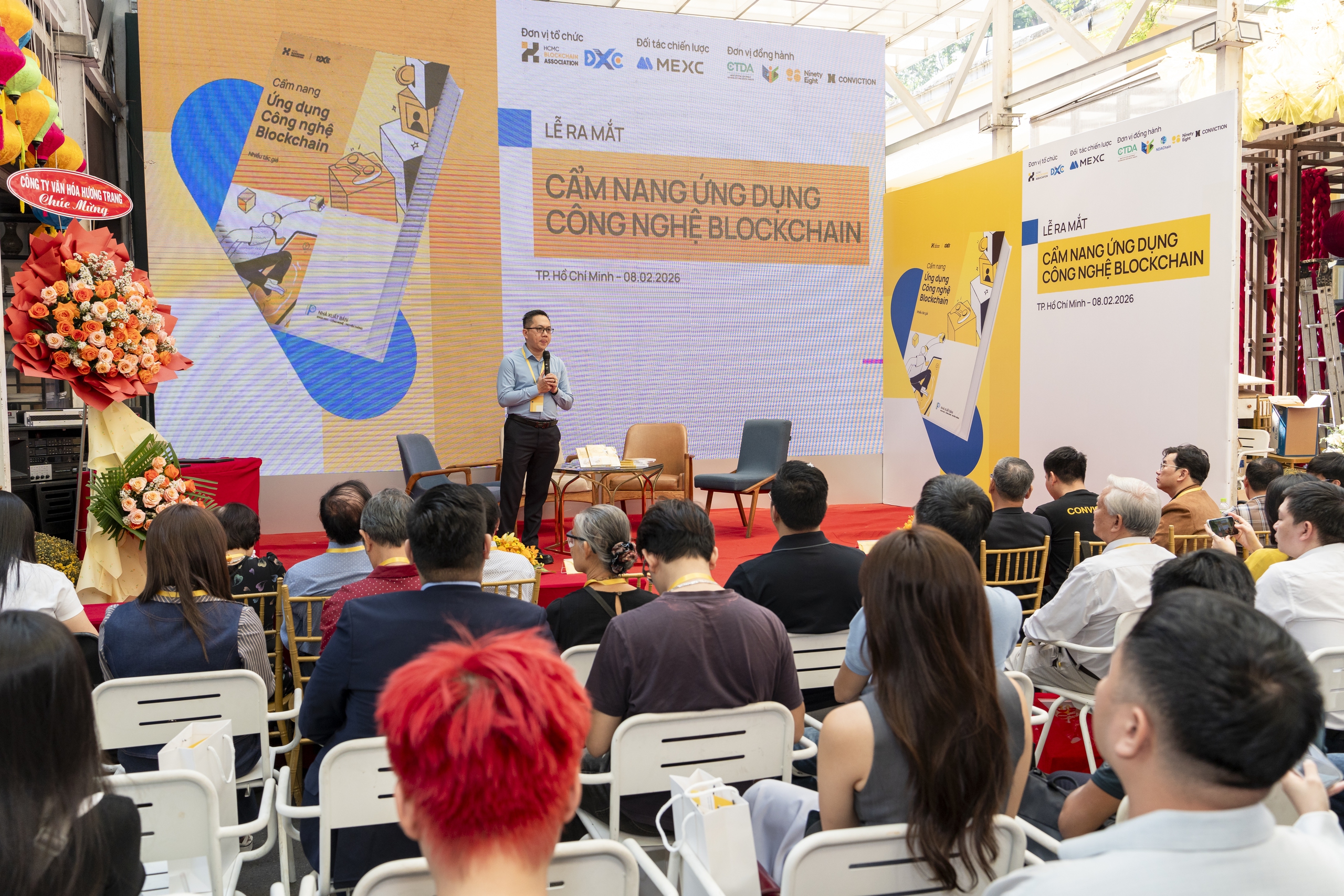 Ra mắt sách Cẩm nang ứng dụng Công nghệ Blockchain - Ảnh 1.