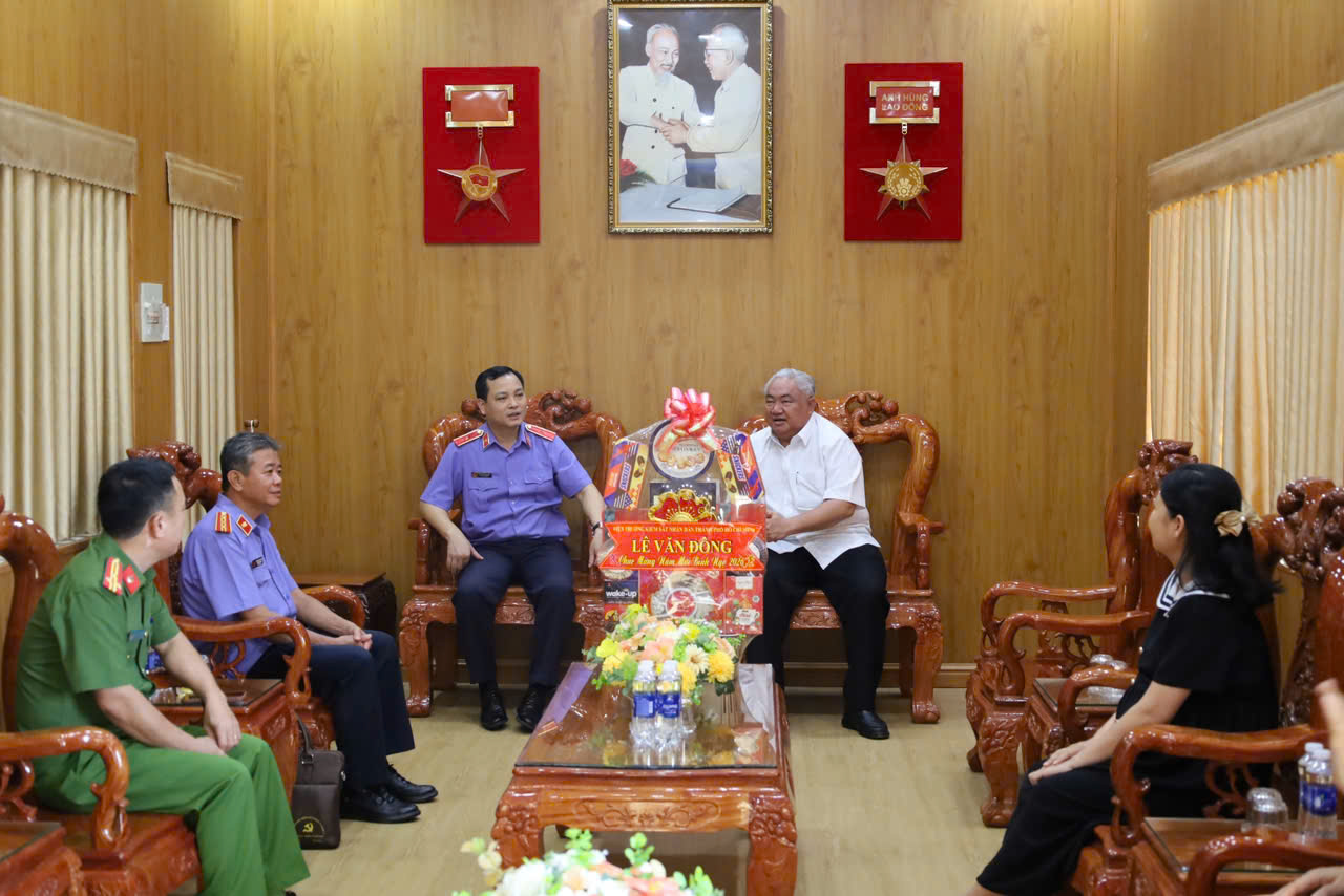 Viện KSND TP.HCM chung tay ‘vì một cái Tết ấm no’ trọn vẹn   - Ảnh 2.