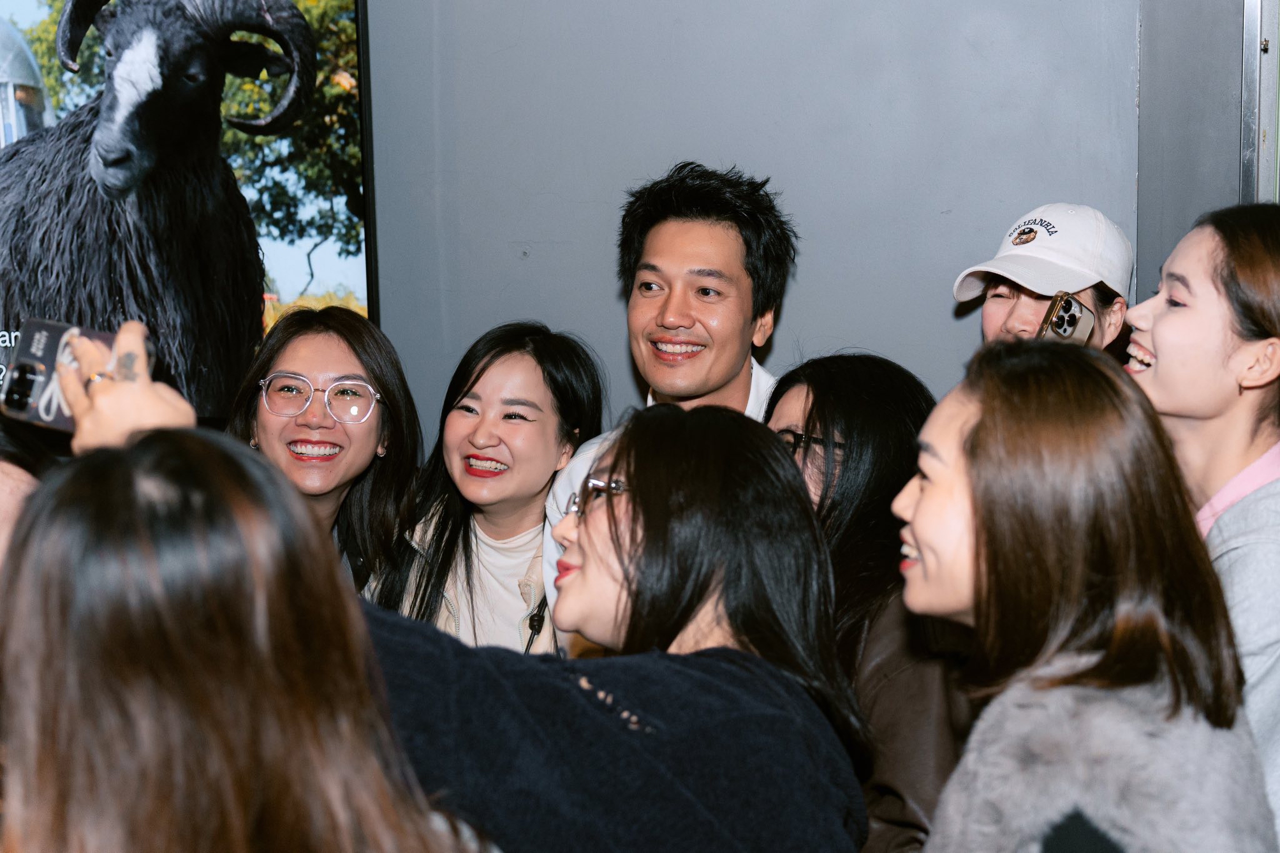 Diễn viên Quang Tuấn: Nghề diễn cho tôi được sống nhiều cuộc đời - Ảnh 11.