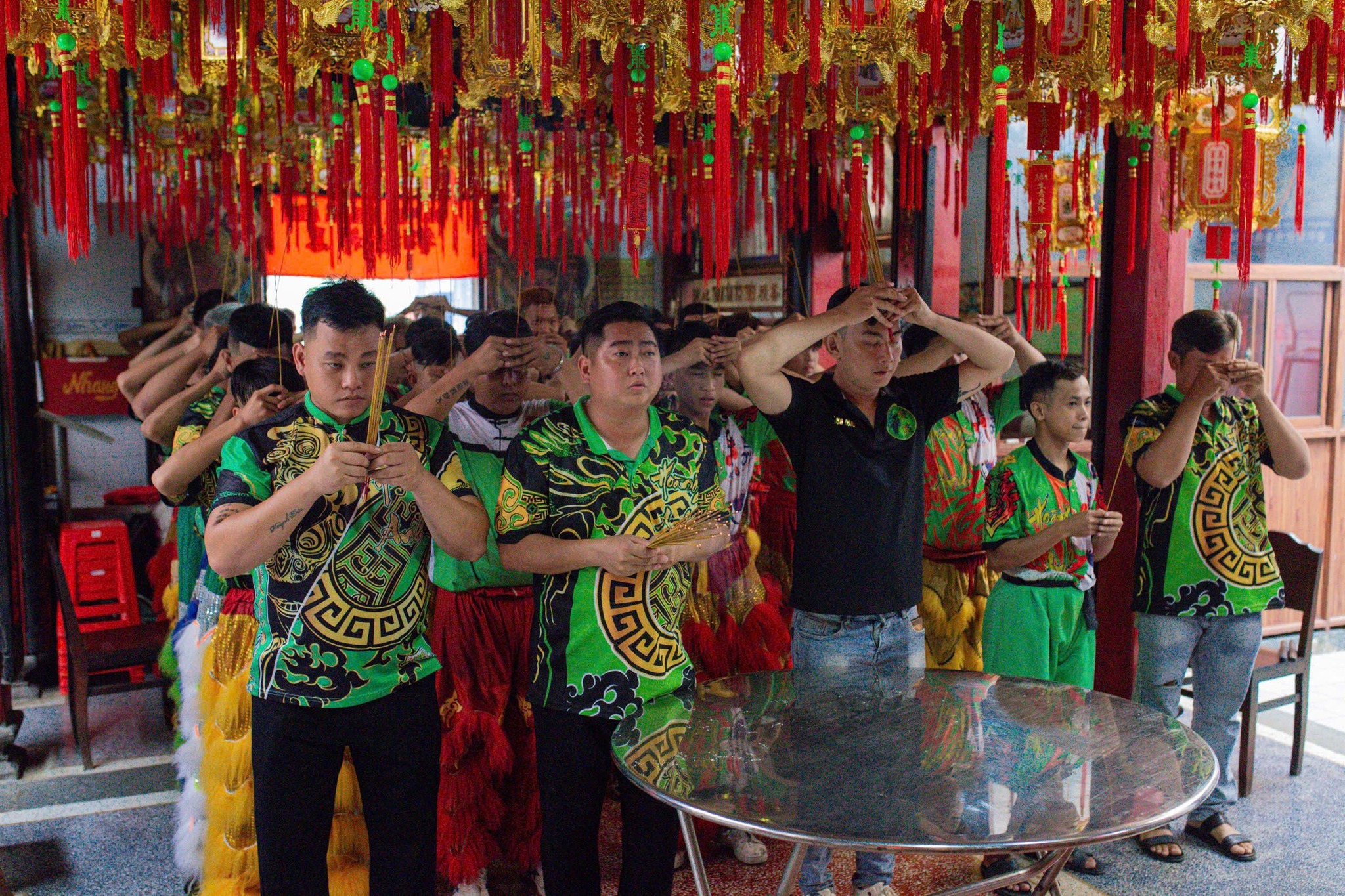 Chùa Ông Bổn và lễ đấu giá lồng đèn độc đáo của người Hoa ở miền Tây - Ảnh 14.