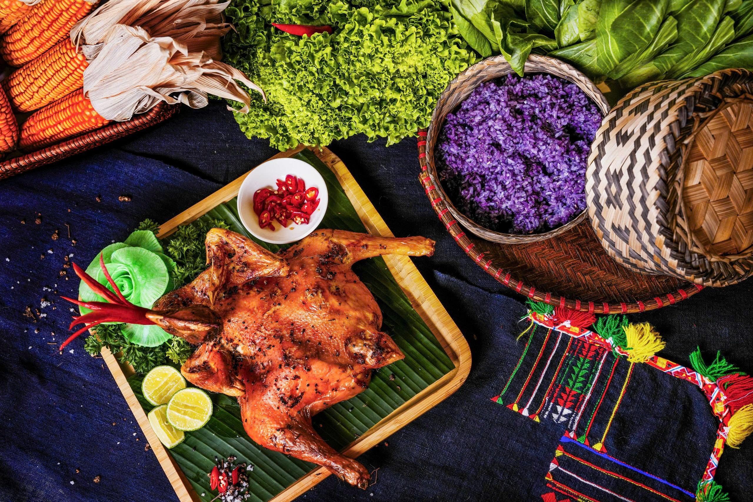 Tết Mường Thanh 2026: Giữ điệu Xòe Thái trong ‘Xuân ngàn rạng rỡ’ - Ảnh 1.