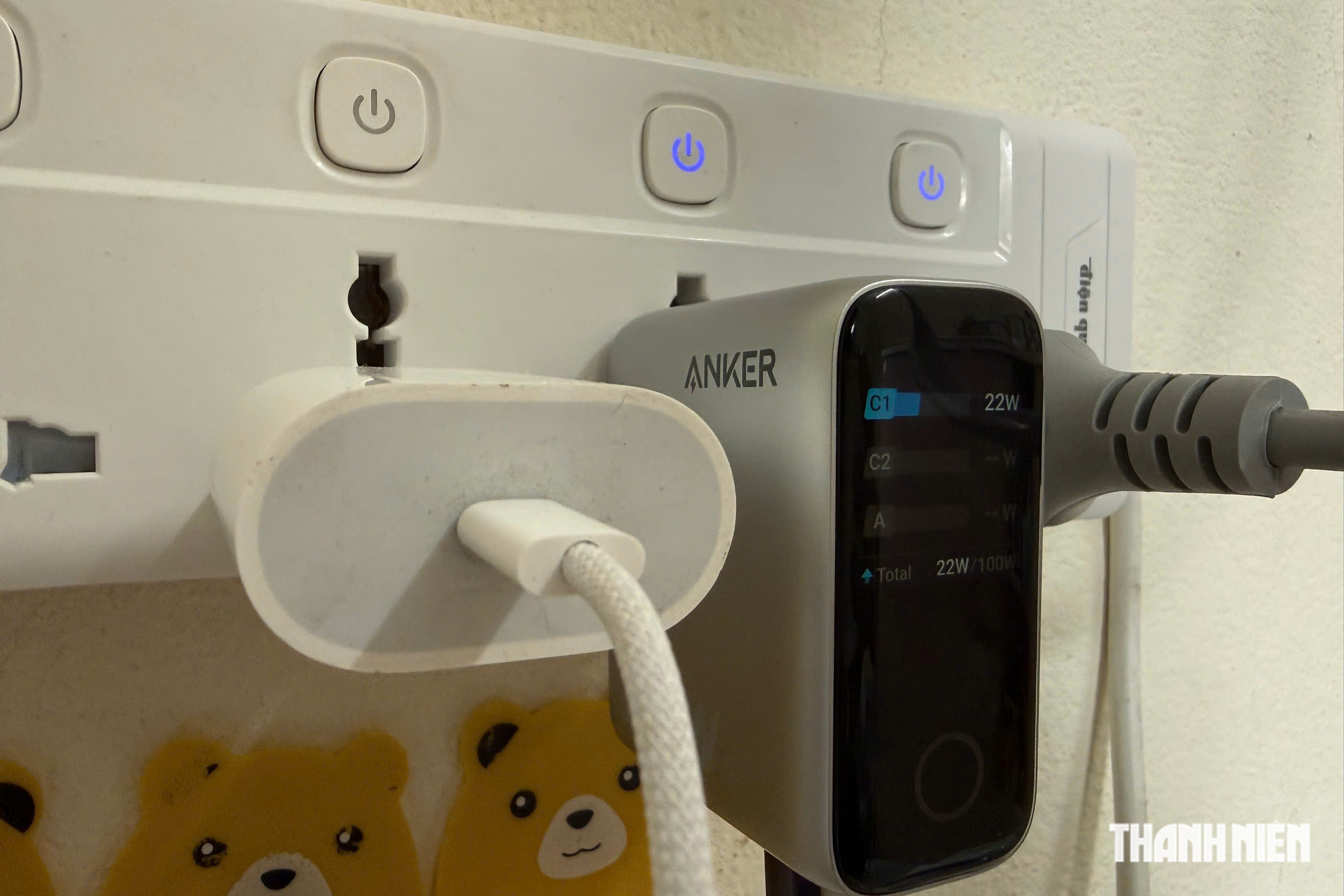 Nhiều người có thể đang sử dụng bộ sạc điện thoại USB-C không phù hợp - Ảnh 1.