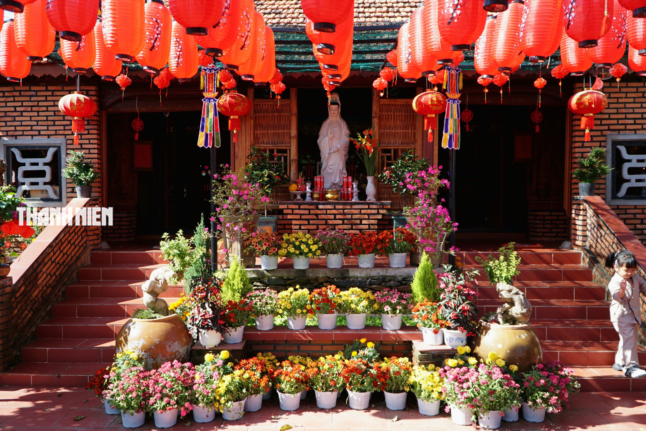 Kh&aacute;m ph&aacute; ch&ugrave;a Xu&acirc;n Quang gần 200 năm giữa ruộng bậc thang độc đ&aacute;o ở Đắk Lắk - Ảnh 5.