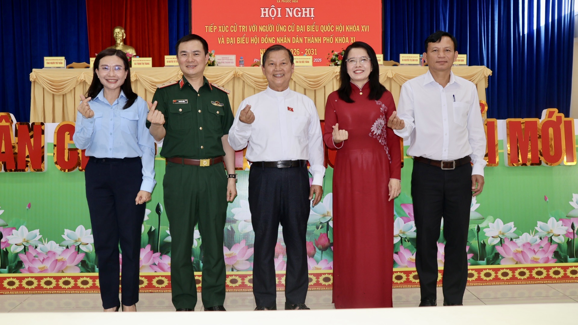 Mong bảo vệ trẻ em an to&agrave;n tr&ecirc;n kh&ocirc;ng gian mạng - Ảnh 1.