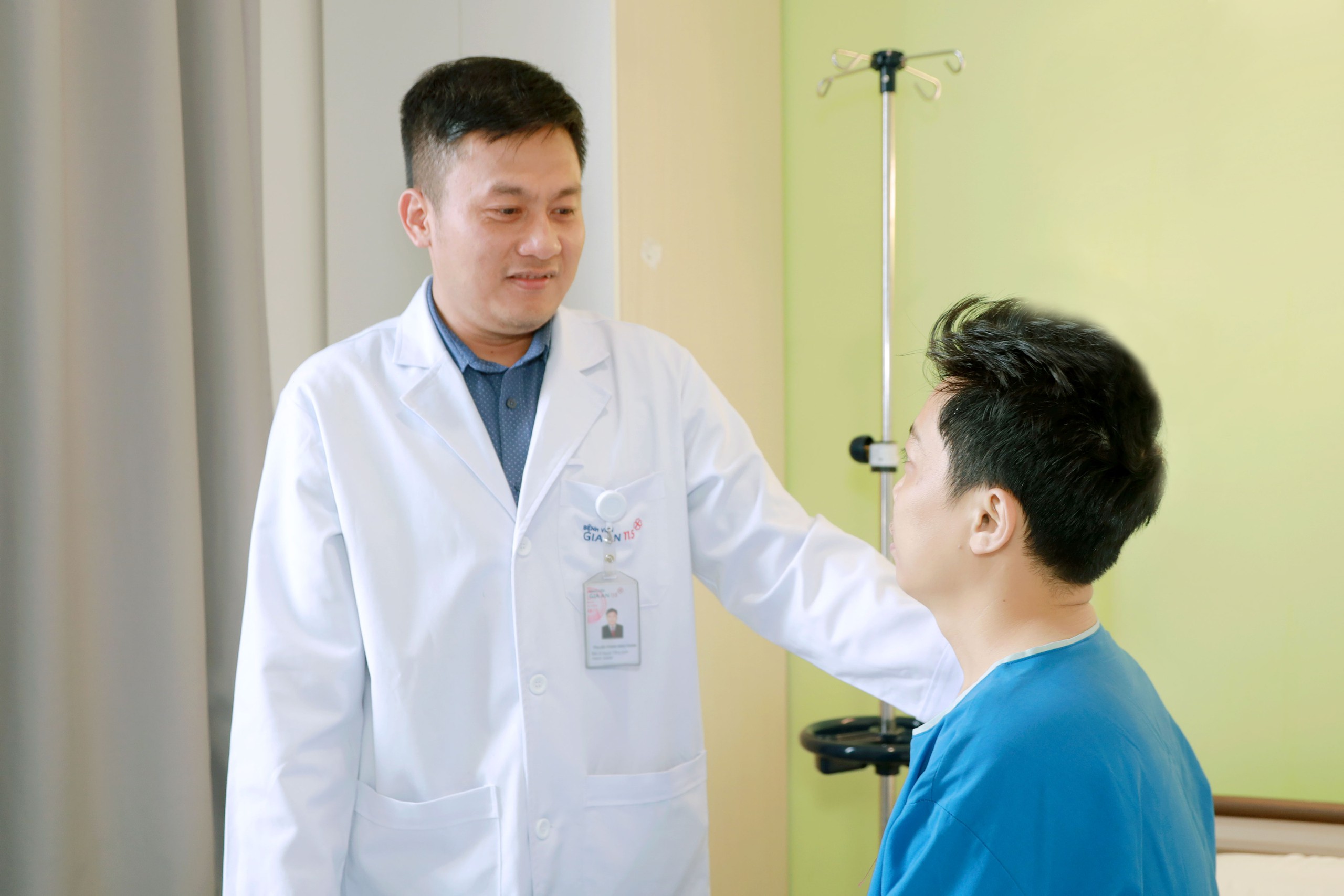 Chạy đua thời gian cứu nam thanh niên viêm ruột thừa cấp trên nền Thalassemia thể nặng - Ảnh 2.