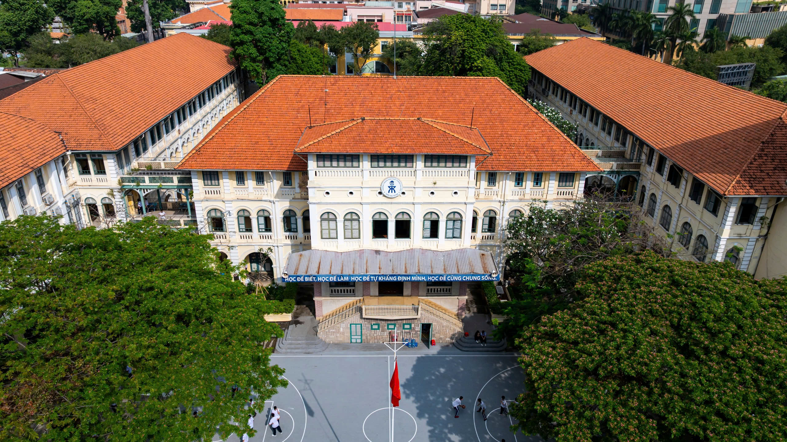 Trường d&ograve;ng 150 tuổi d&agrave;nh cho nam sinh đầu ti&ecirc;n ở TP.HCM c&oacute; g&igrave; đặc biệt?- Ảnh 3.