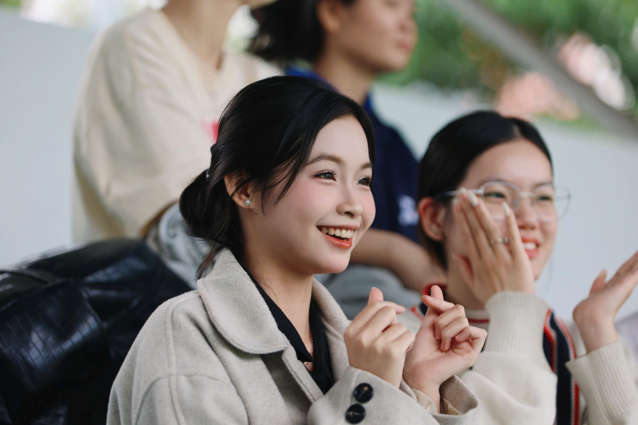 TNSV THACO cup 2026: Những 'b&oacute;ng hồng' rạng rỡ tr&ecirc;n kh&aacute;n đ&agrave;i SVĐ Trường ĐH Nha Trang- Ảnh 11.