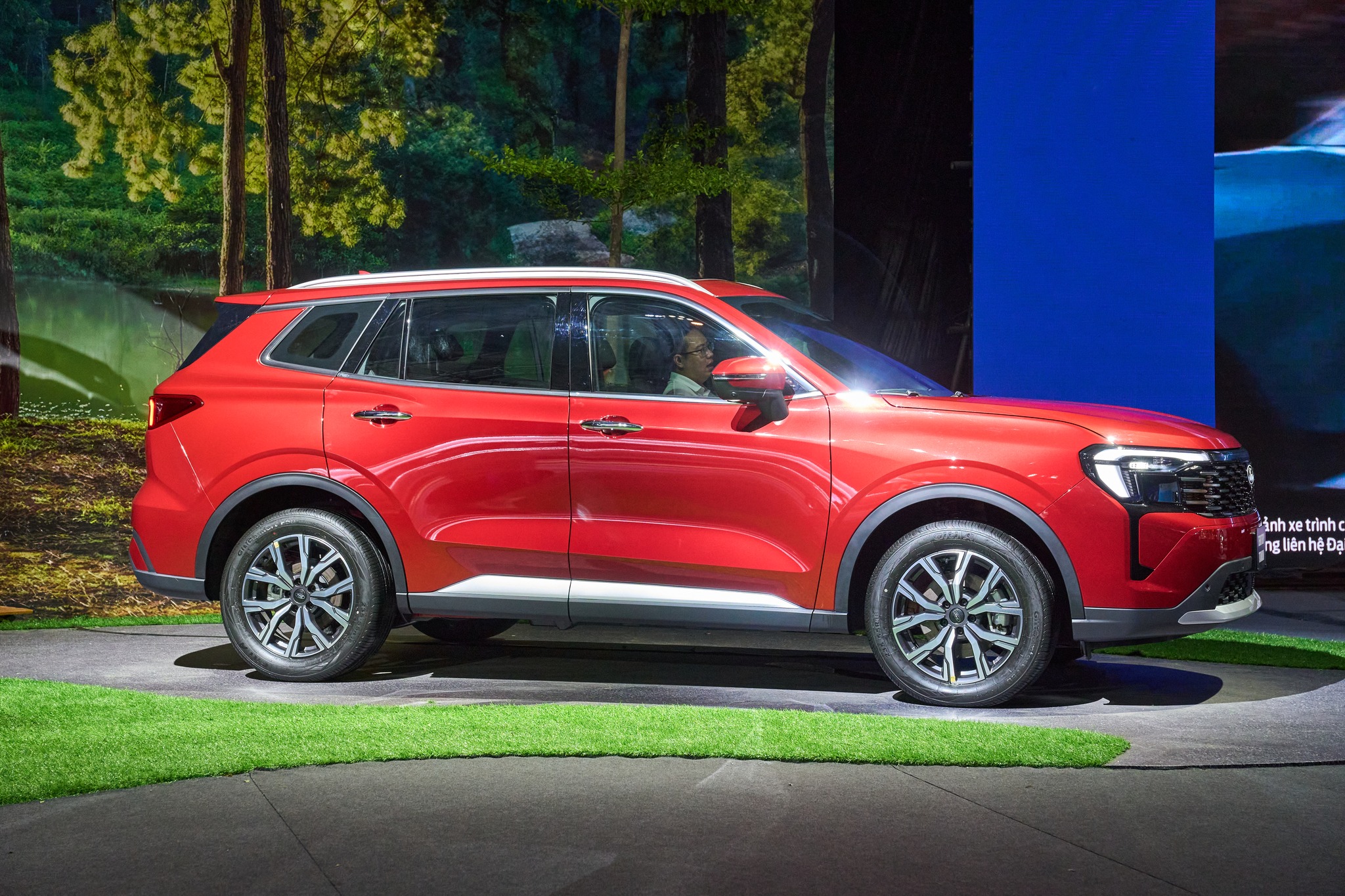 5 mẫu xe gầm cao b&aacute;n chạy nhất th&aacute;ng 2 - Ảnh 1.