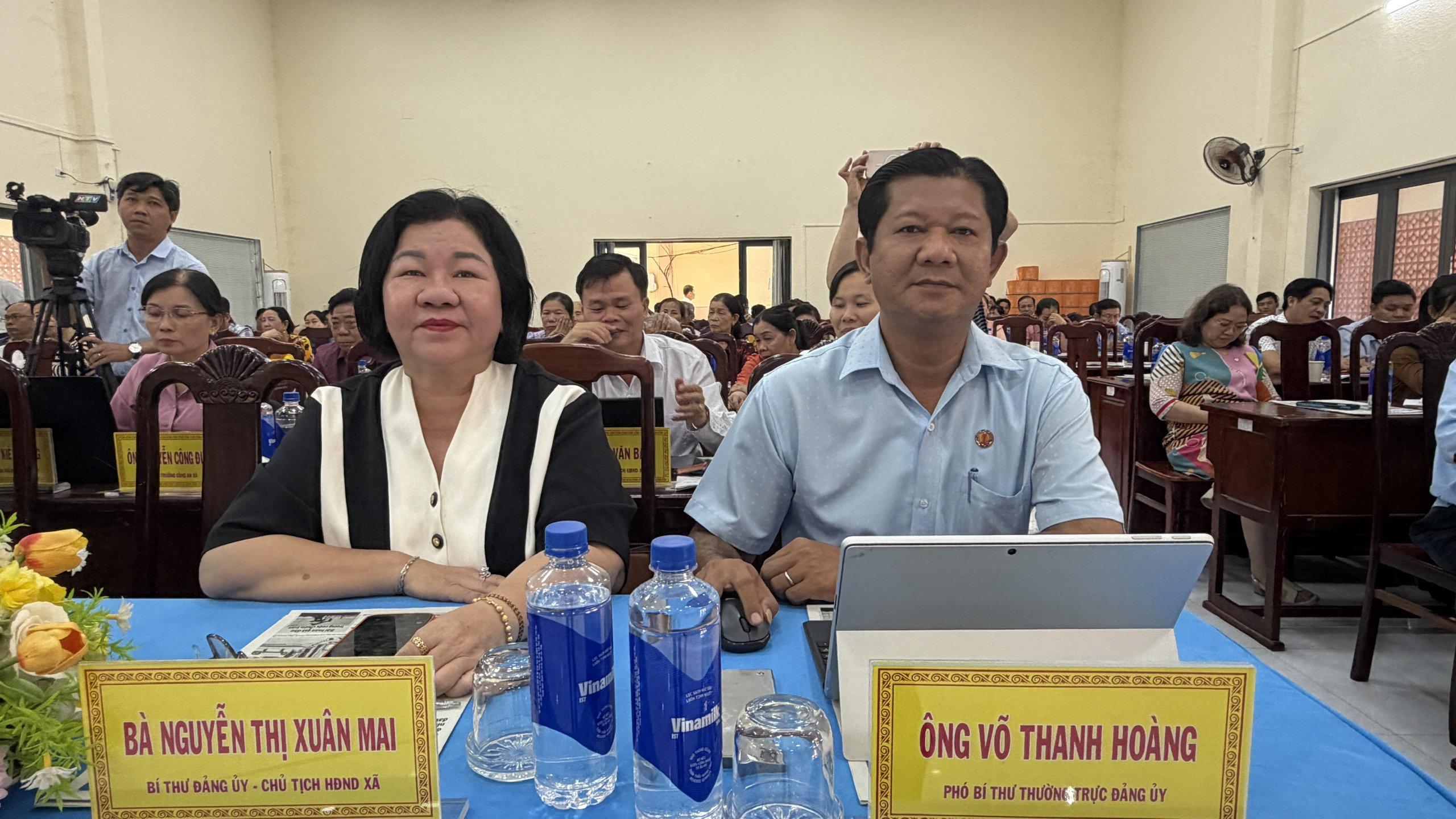 Cử tri mong muốn n&acirc;ng cao chất lượng viễn th&ocirc;ng, trung tướng T&agrave;o Đức Thắng tiếp thu &yacute; kiến- Ảnh 3.